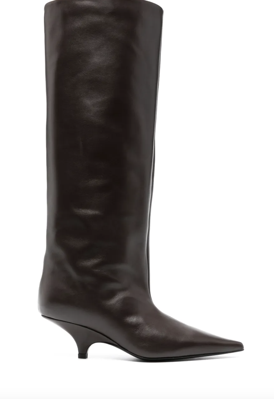 Kitten heel μπότες: Το στυλ που συνδυάζει άνεση και κομψότητα είναι η μεγαλύτερη τάση-2