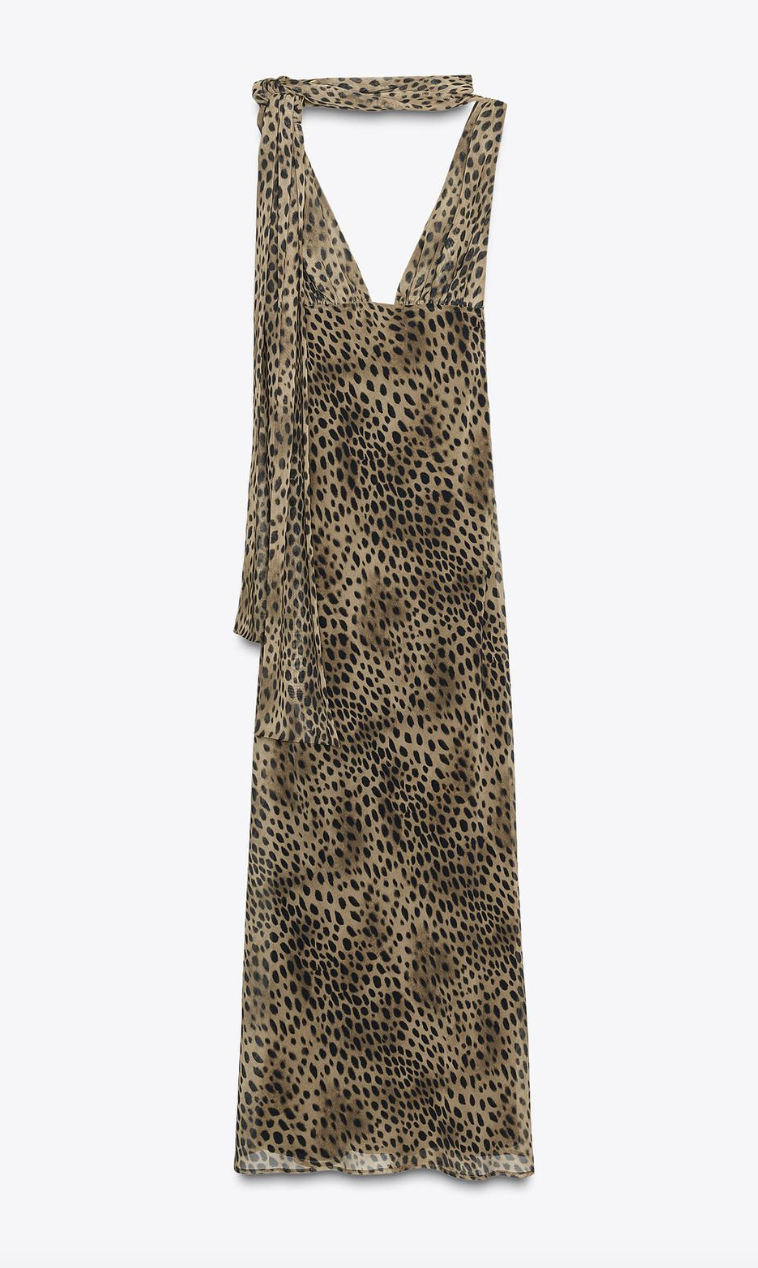 Η Dua Lipa φοράει το πιο σέξι fashion combo για τις γιορτές-7