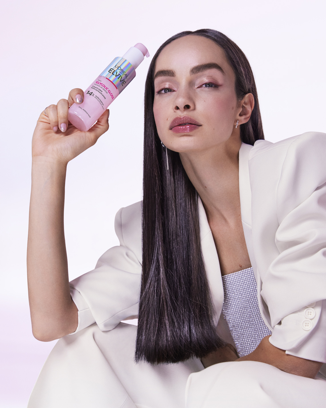 Δοκιμάσαμε την απόλυτη glossing ρουτίνα για τα πιο λαμπερά μαλλιά και έχουμε όλα τα μυστικά-1