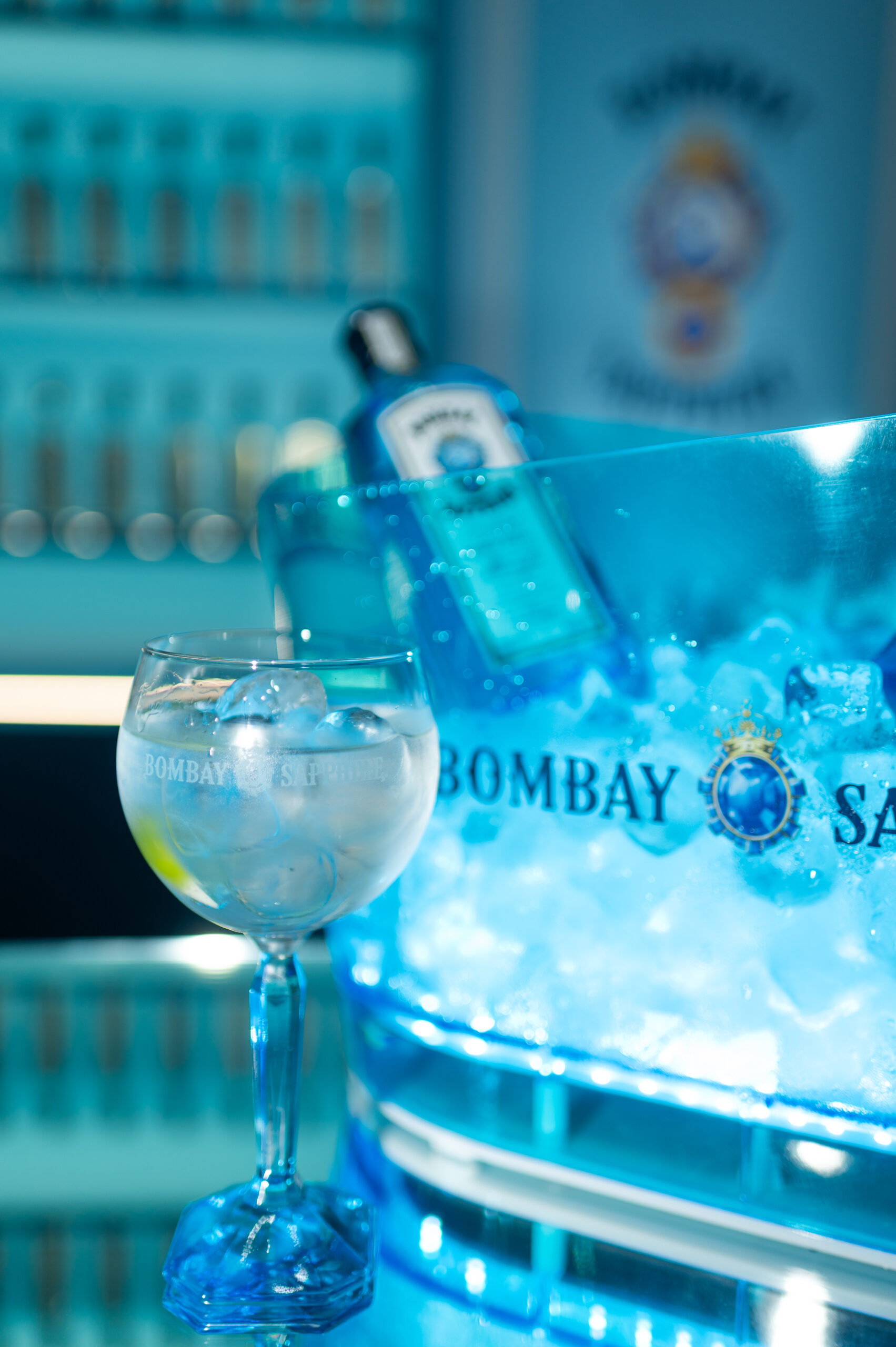 Το BOMBAY SAPPHIRE και η Vassia Kostara μάς προσκάλεσαν στο απόλυτο μπλε πάρτυ-3