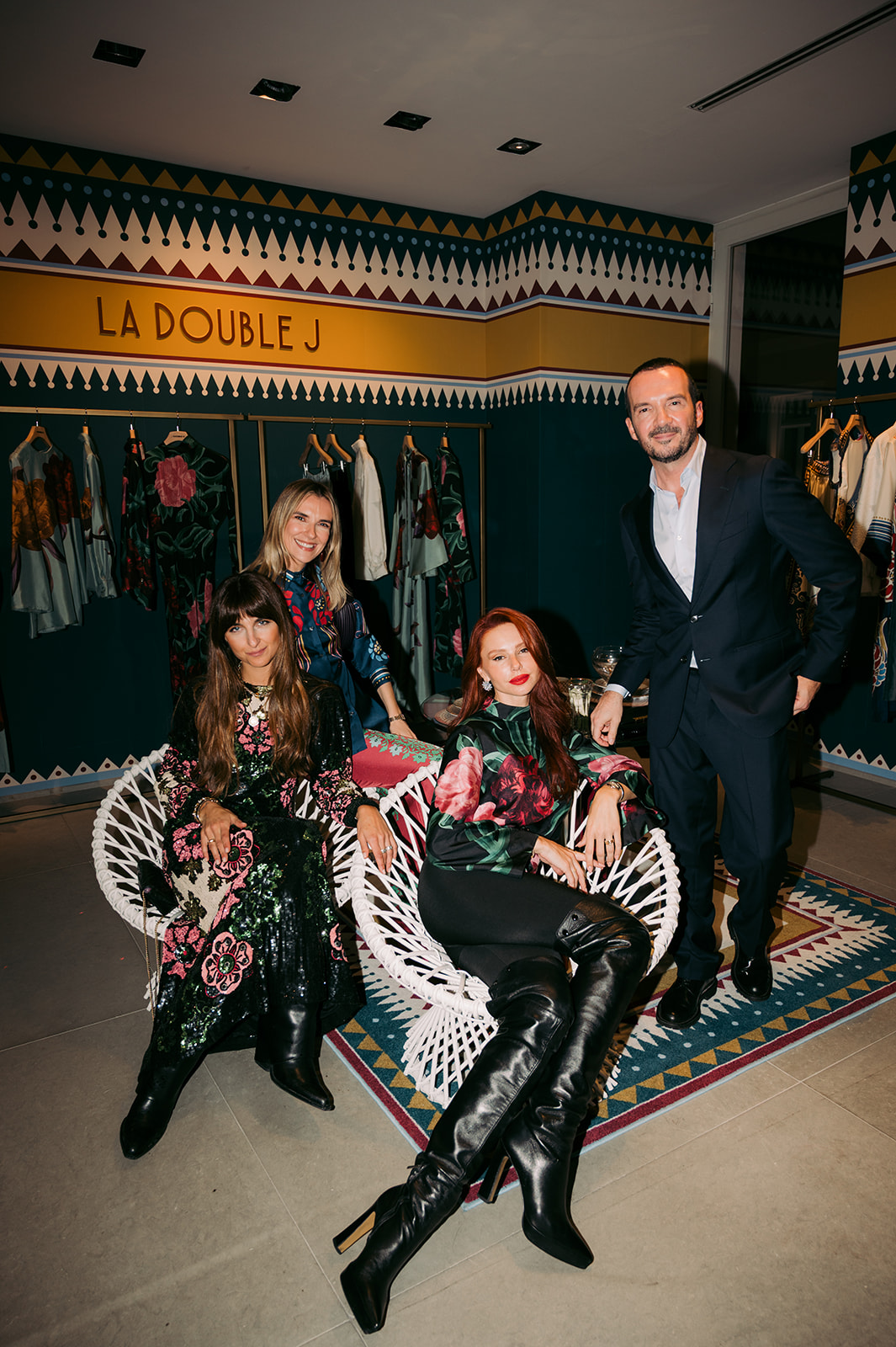 Luisa World x La DoubleJ: Δύο πολύχρωμες ημέρες στην Αθήνα με τη σχεδιάστρια JJ Martin-3