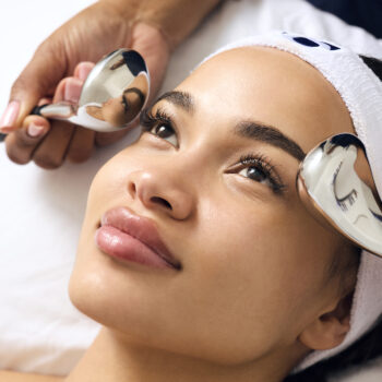 tα-facials-που-χαρίζουν-άμεση-λάμψη-και-γίνο-385223