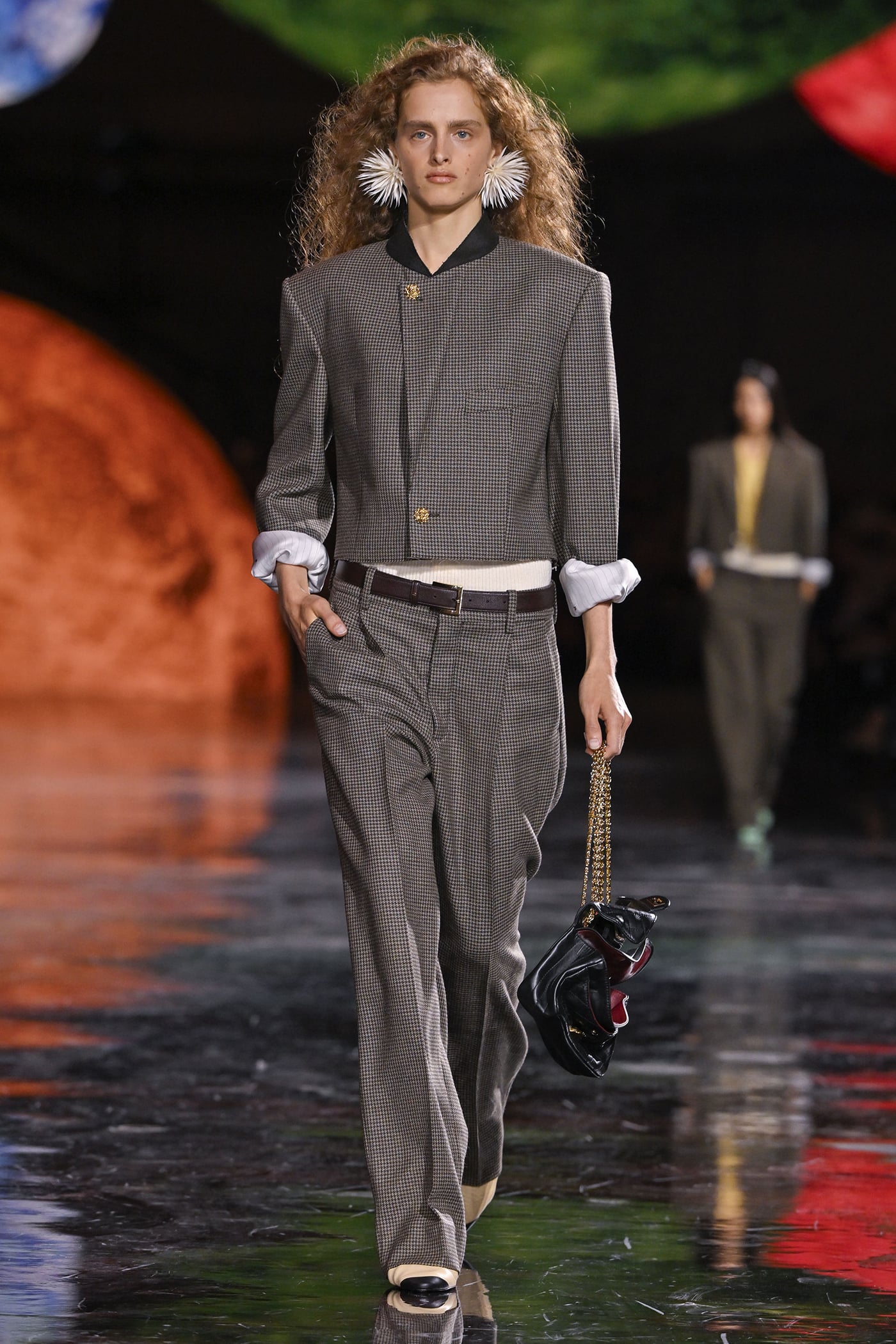 Παντελόνια: Από το σατέν στο δερμάτινο, αυτές είναι οι 6 δυνατές τάσεις του 2026-6