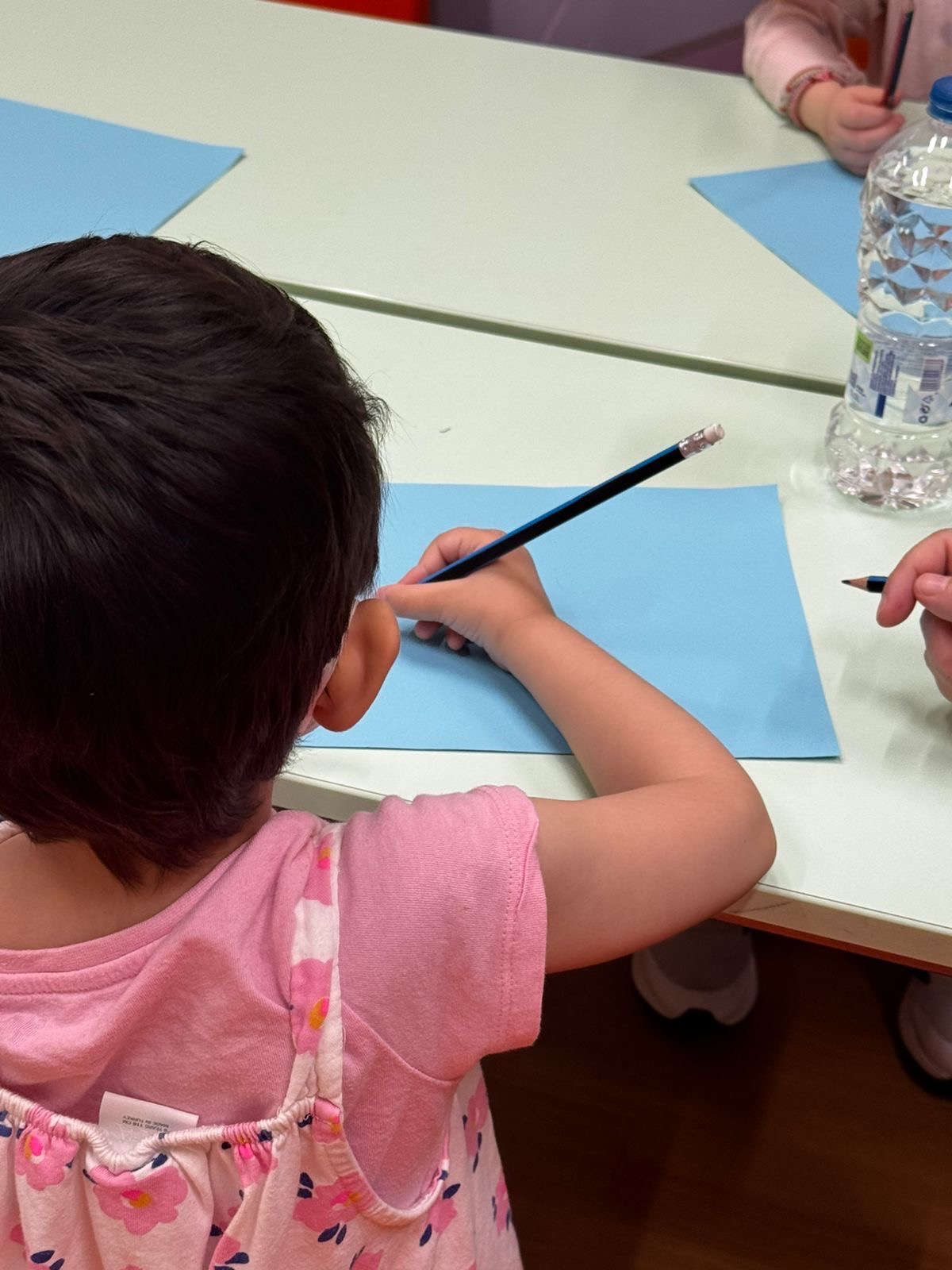 H Dirty Laundry ενώνει τις δυνάμεις της με το σωματείο «ΕΛΠΙΔΑ» για μια συλλογή όπου η μόδα συναντά την αλληλεγγύη-2