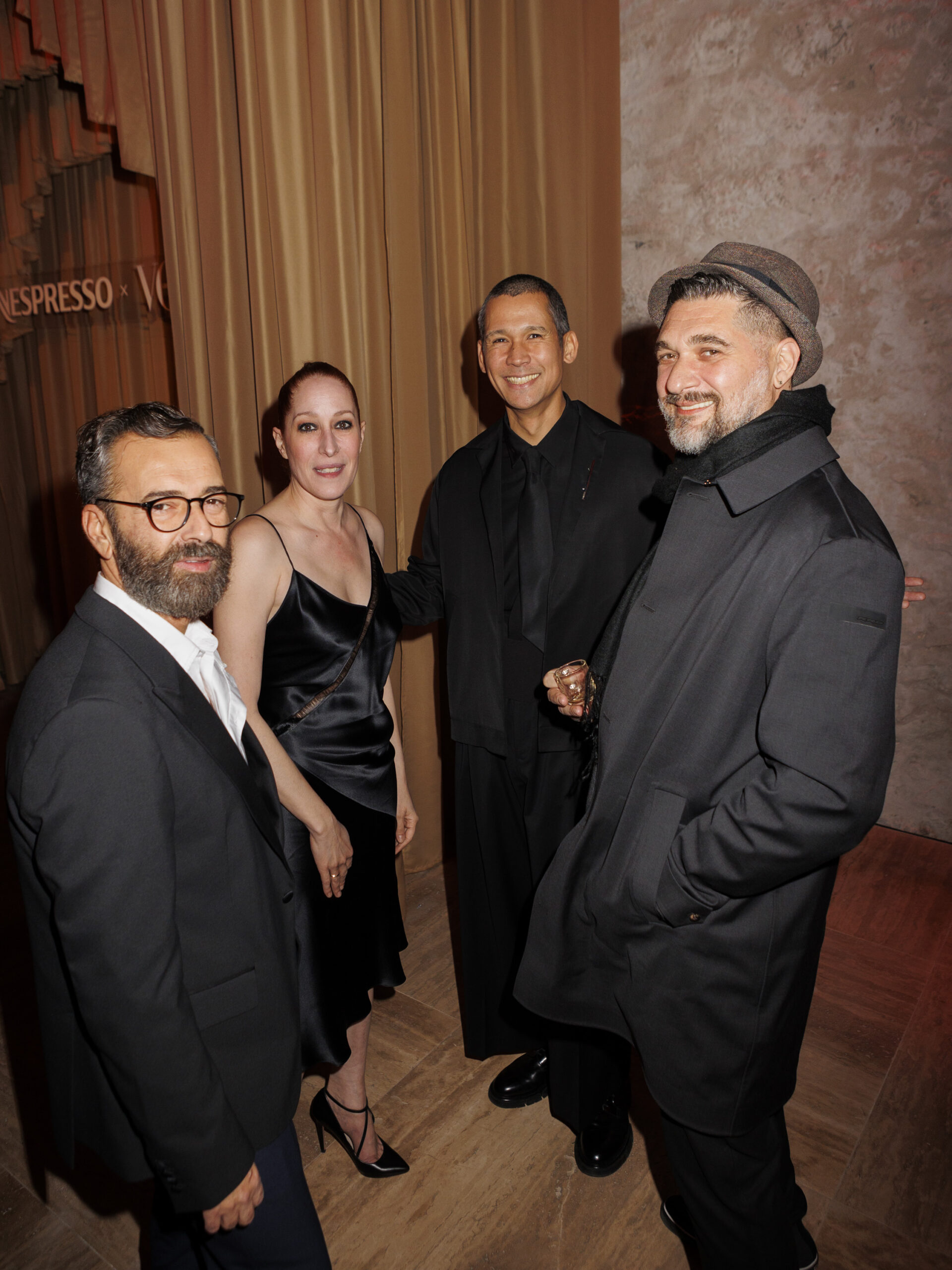 Vogue Greece x Nespresso: Οι exclusive στιγμές από το γιορτινό dinner που ενώνει την μόδα με την τέχνη του καφέ-17