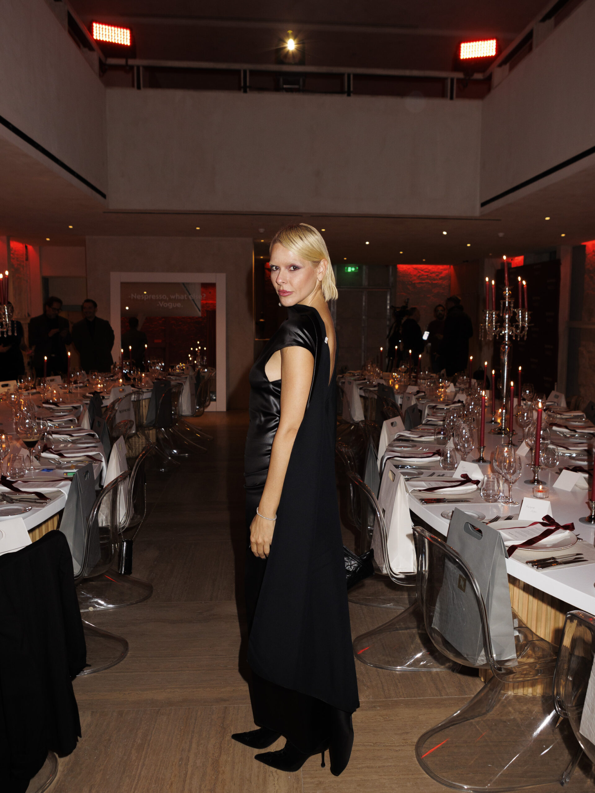 Vogue Greece x Nespresso: Οι exclusive στιγμές από το γιορτινό dinner που ενώνει την μόδα με την τέχνη του καφέ-46