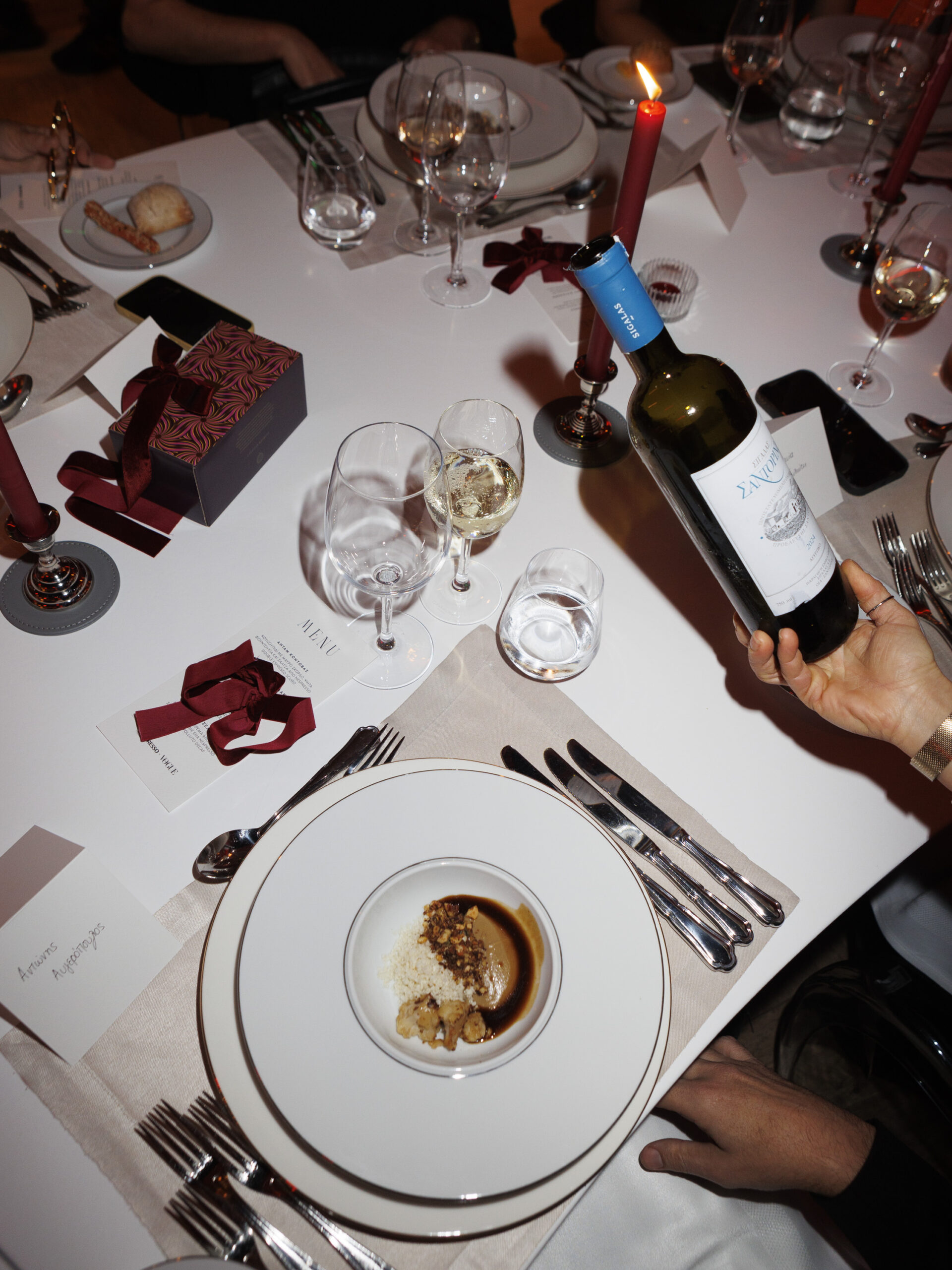 Vogue Greece x Nespresso: Οι exclusive στιγμές από το γιορτινό dinner που ενώνει την μόδα με την τέχνη του καφέ-9