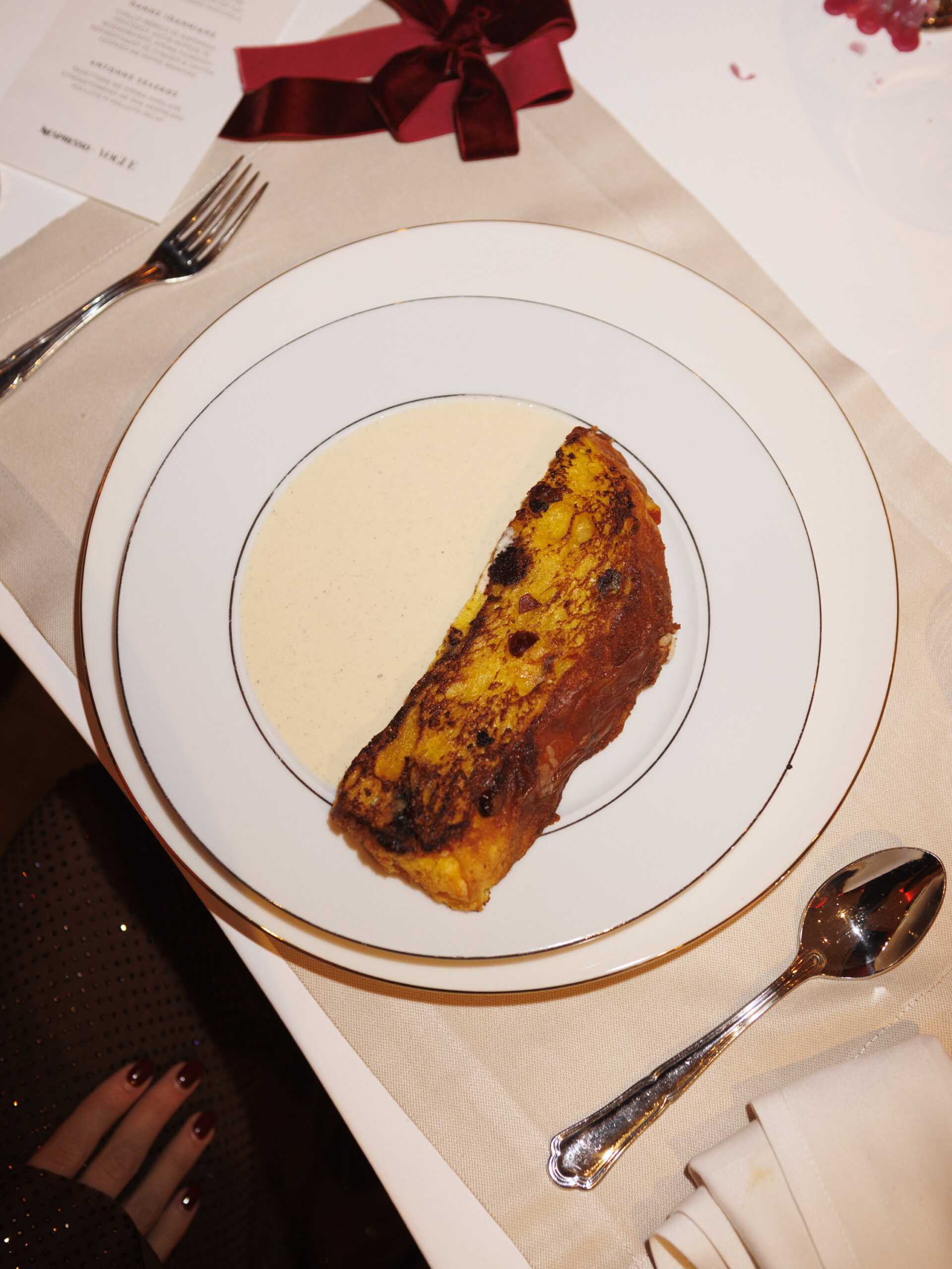 Vogue Greece x Nespresso: Οι exclusive στιγμές από το γιορτινό dinner που ενώνει την μόδα με την τέχνη του καφέ-12