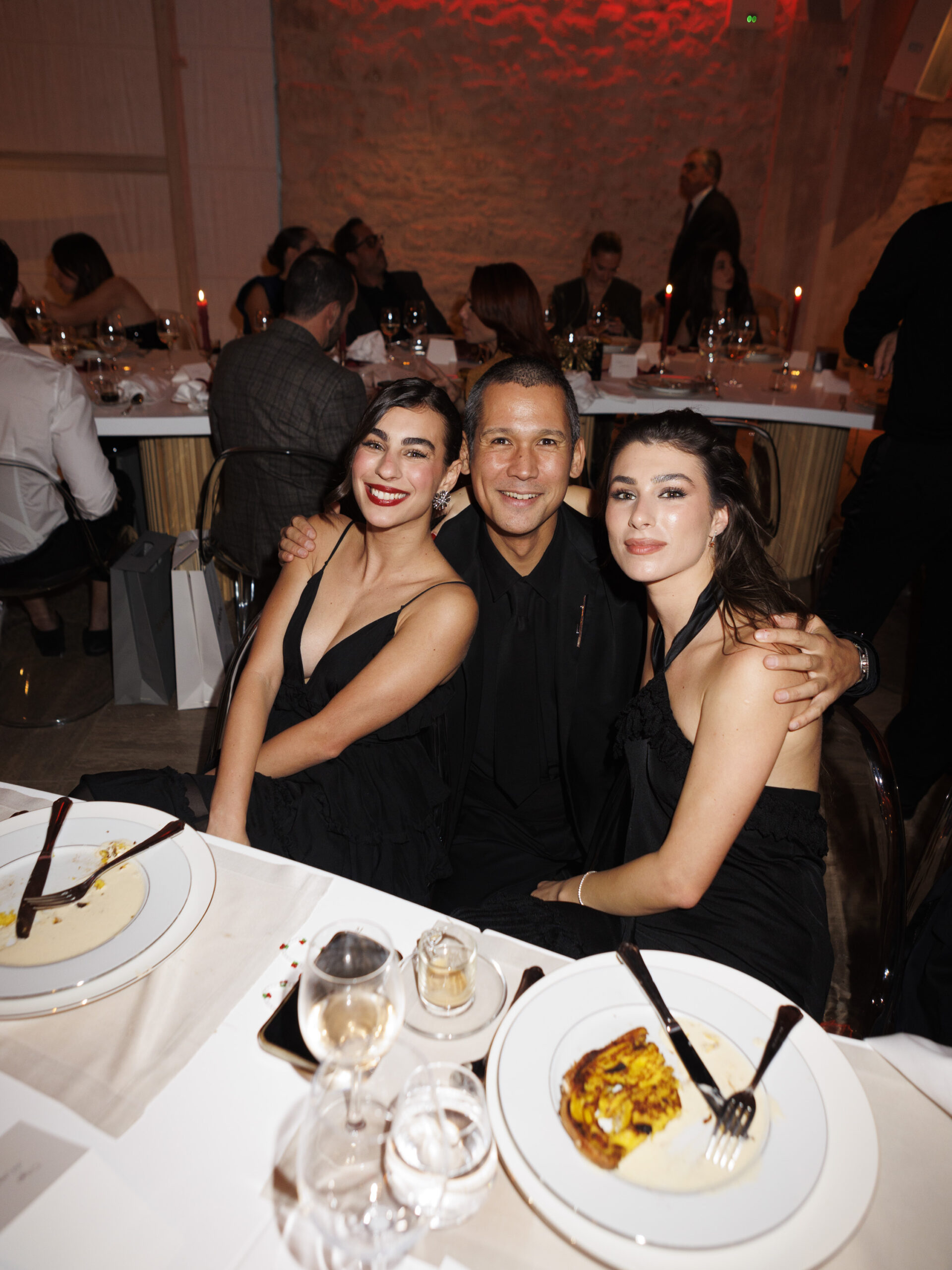 Vogue Greece x Nespresso: Οι exclusive στιγμές από το γιορτινό dinner που ενώνει την μόδα με την τέχνη του καφέ-48