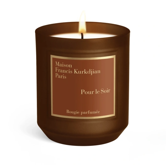 Special Gifts: Η Beauty Director της Vogue Greece επέλεξε τα ωραιότερα δώρα ομορφιάς για τα Χριστούγεννα-6