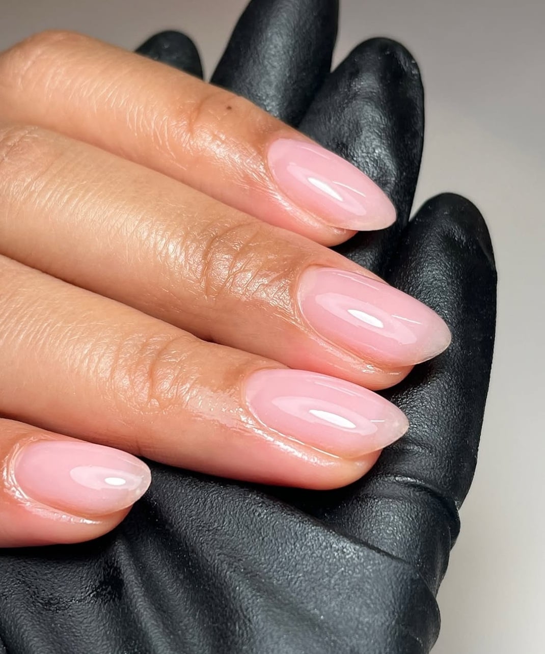 Crystal nails: Αυτό είναι το μανικιούρ των Χριστουγέννων-3