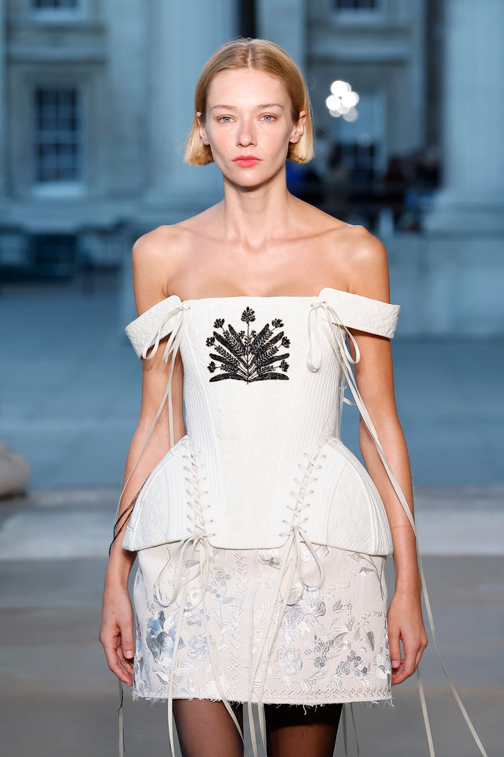 Short bob: Το κοντό καρέ είναι η μεγαλύτερη τάση στα μαλλιά του 2026-1