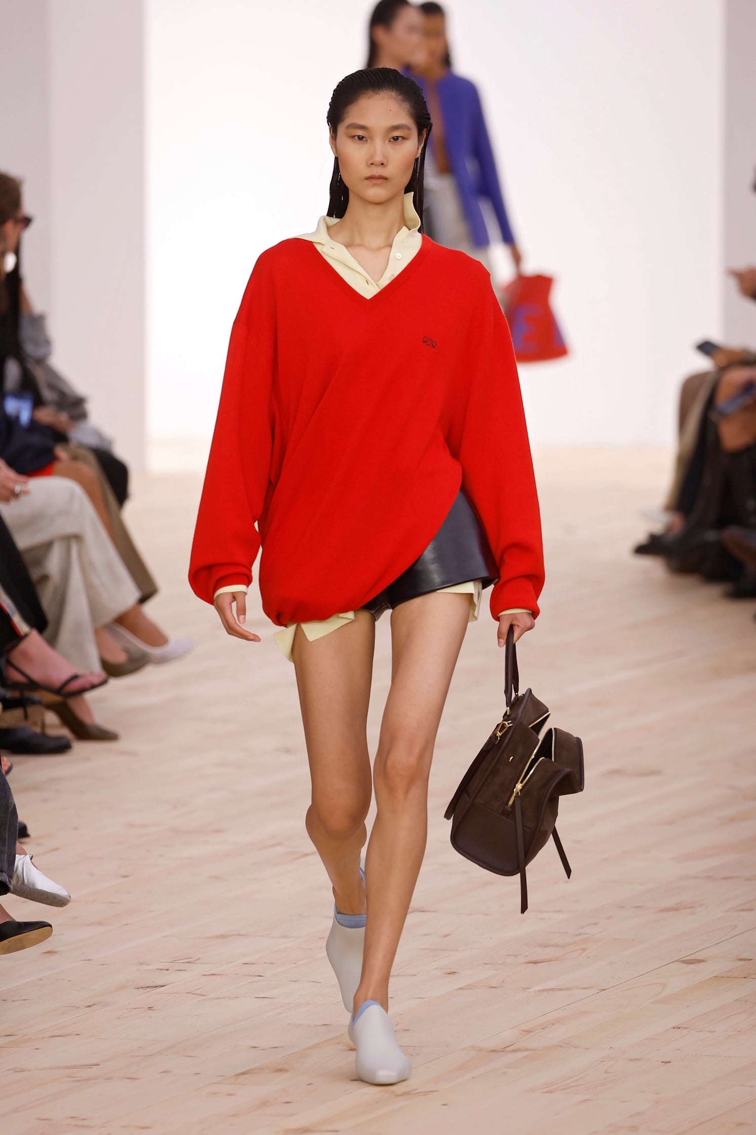 Κόκκινο: To χρώμα του πάθους όπως το είδαμε στις πασαρέλες SS26-1