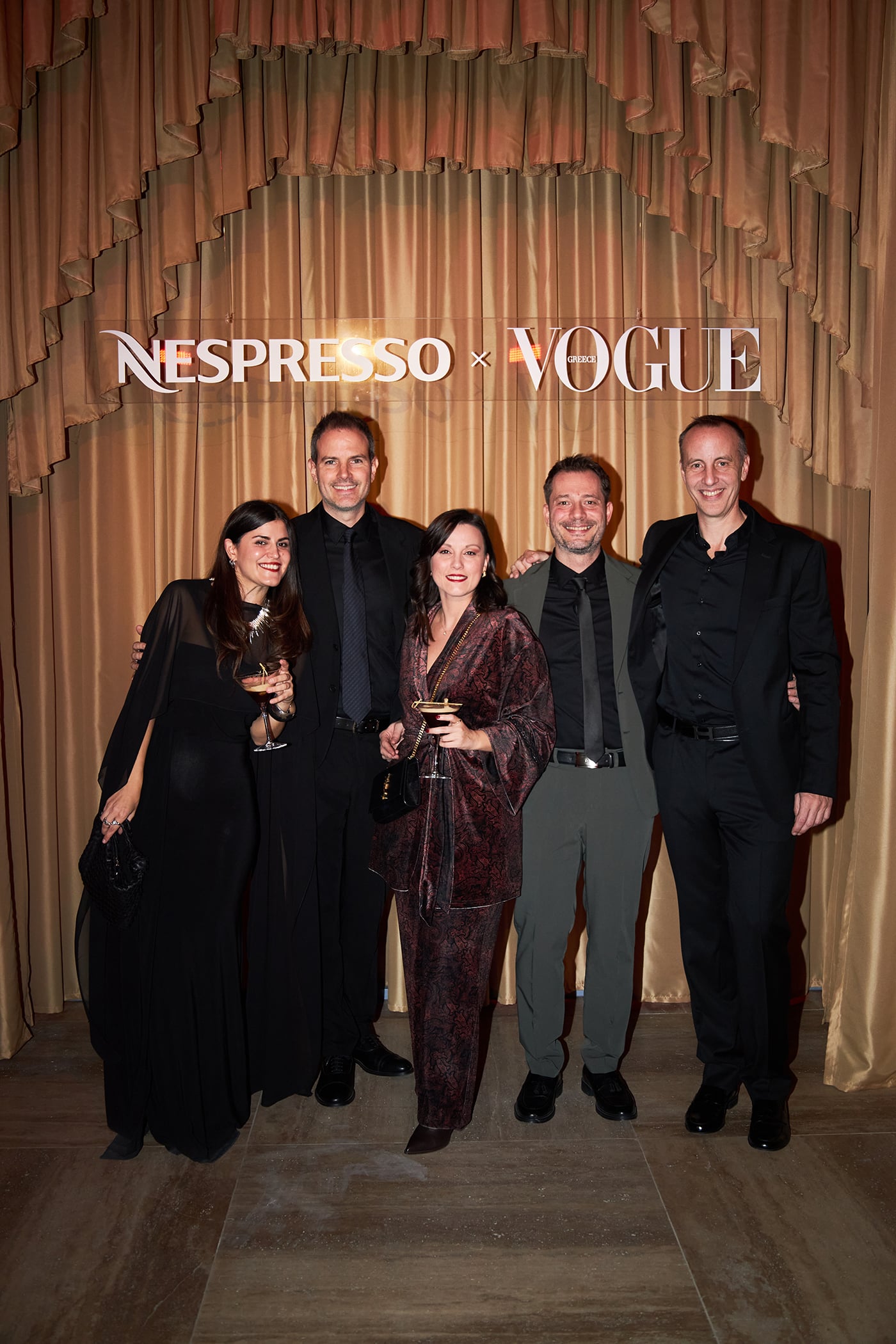 Vogue Greece x Nespresso: Οι exclusive στιγμές από το γιορτινό dinner που ενώνει την μόδα με την τέχνη του καφέ-51