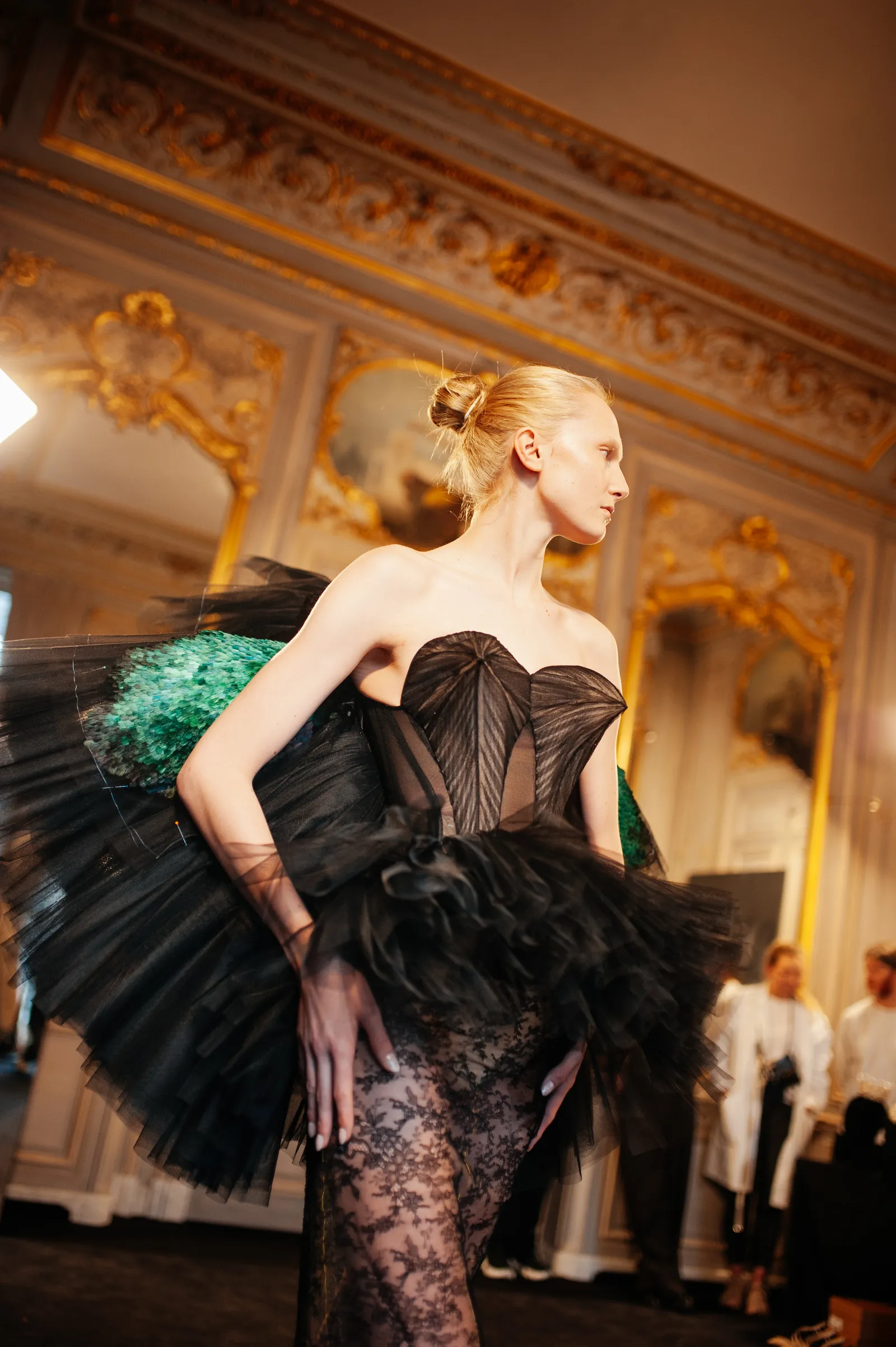 Schiaparelli Haute Couture SS26: Για τη δύναμη της φαντασίας-1