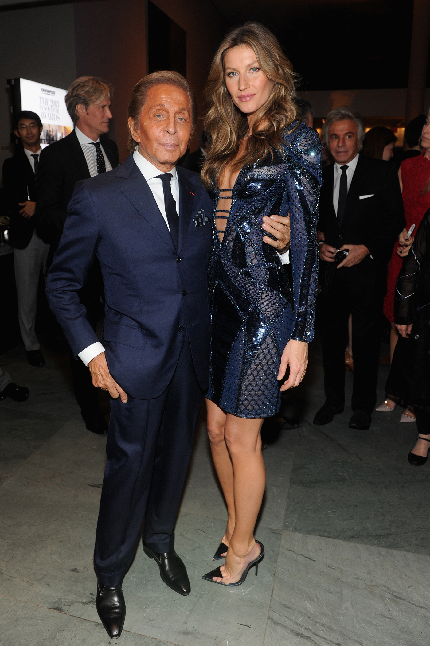 Ο Valentino και οι μούσες του, από την Jackie Kennedy μέχρι την Sophia Loren-4