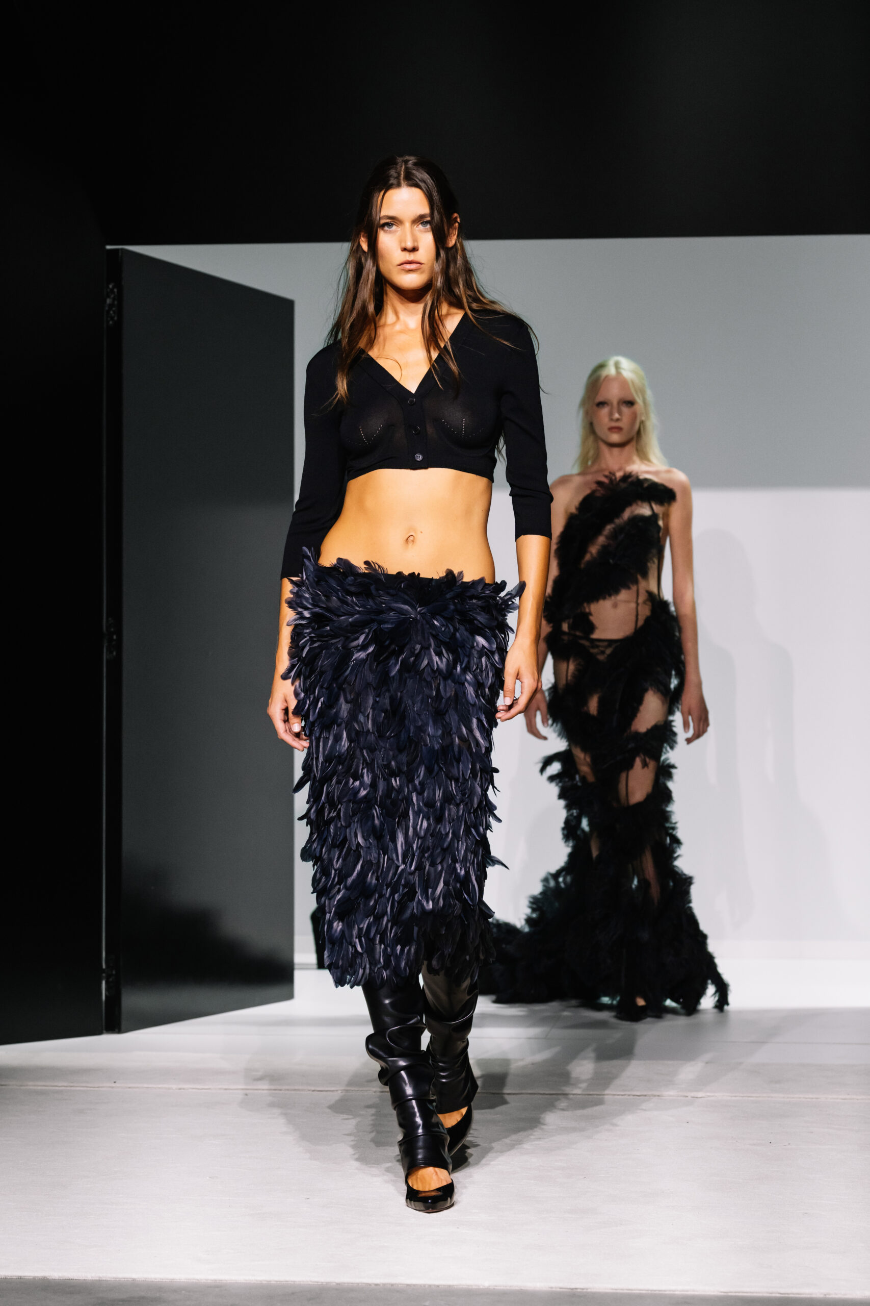 Φούστα με φτερά: Είναι το σταρ κομμάτι της άνοιξης 2026-4