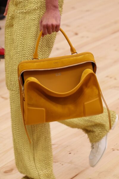 trend-alert-αυτές-είναι-οι-6-must-have-τσάντες-της-άνοιξη-389655