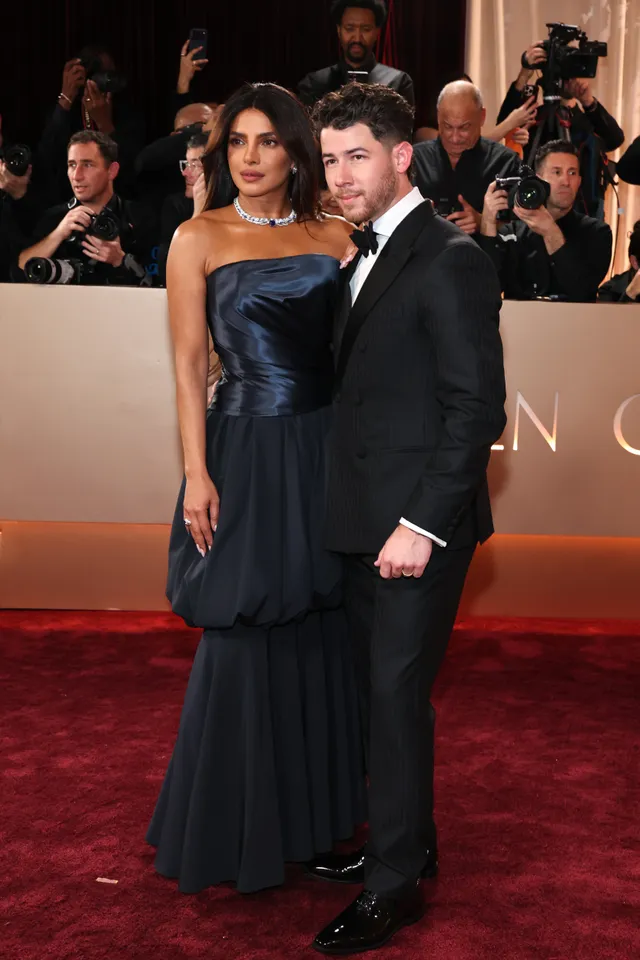 Χρυσές Σφαίρες 2026: Όλες οι εμφανίσεις στο κόκκινο χαλί-32