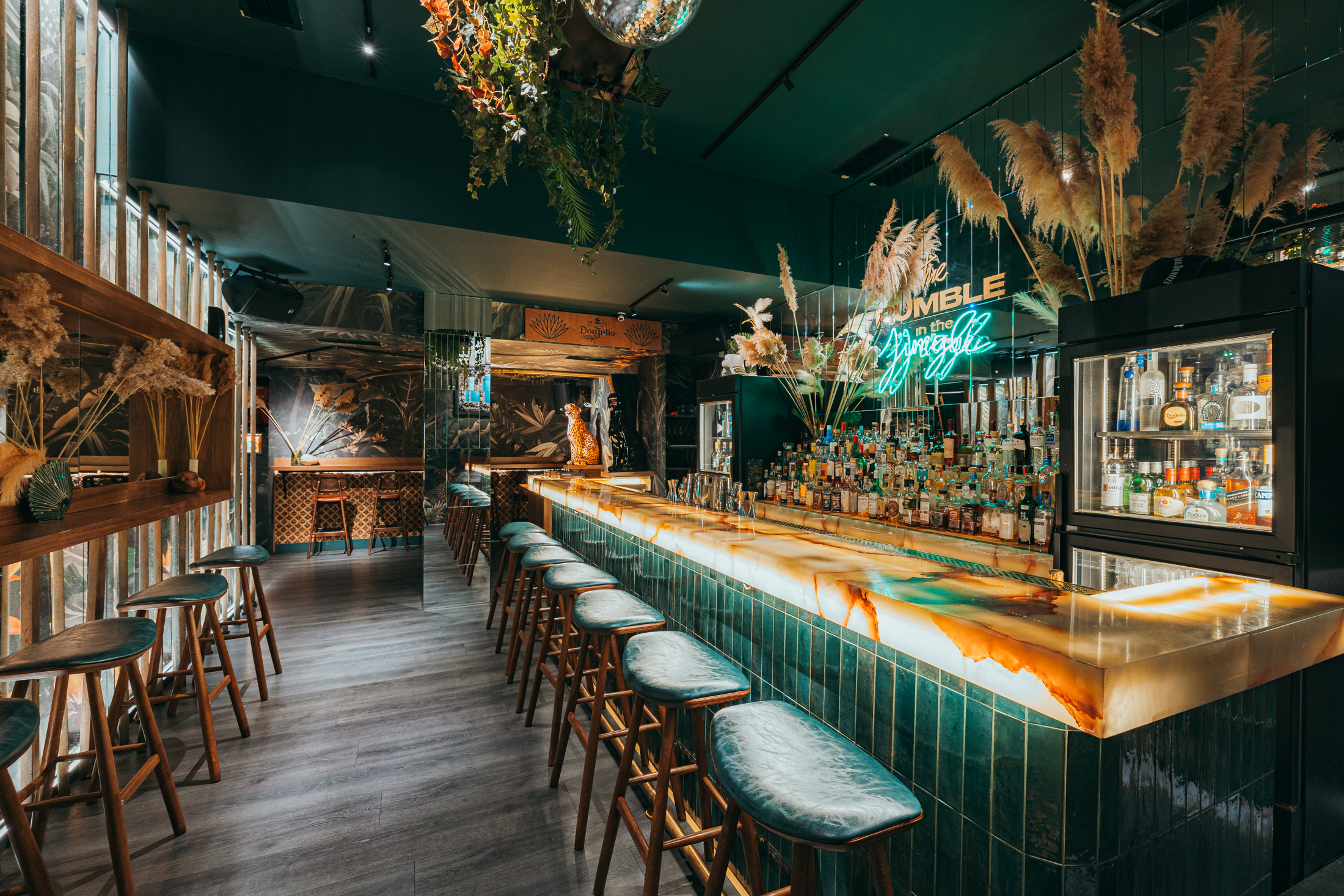 Vogue picks: 5 bar στην Αθήνα για τα ωραιότερα Espresso Martini-4