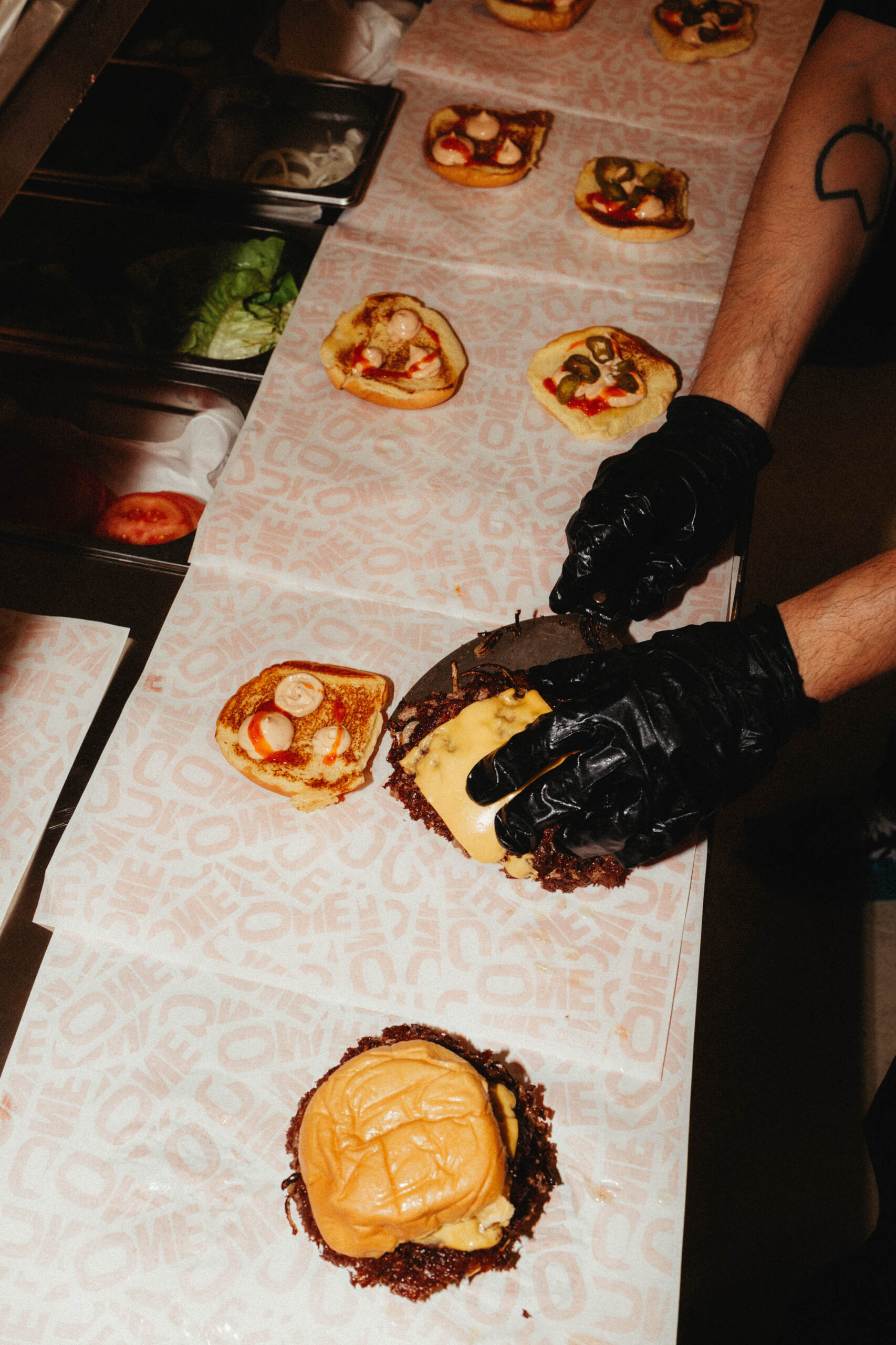 Vogue Picks: 5 στάσεις στην Αθήνα για τα πιο νόστιμα smash burgers-2