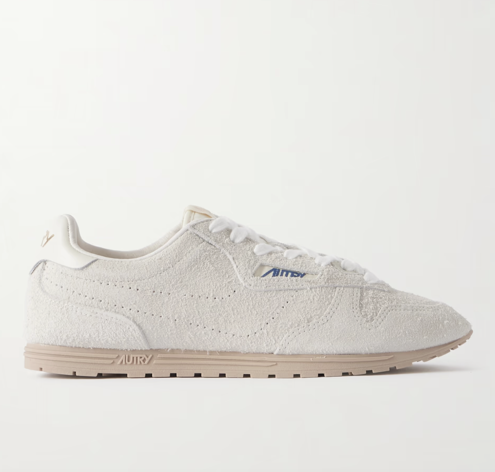 Εκπτώσεις 2026: 8 sneakers για να επενδύσετε τώρα-4