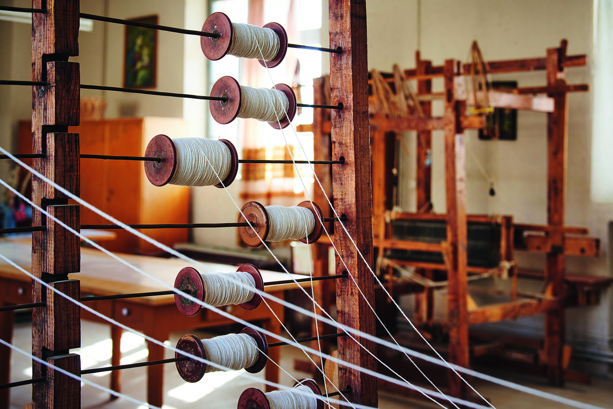 Οι υφαντές και οι υφάντρες που διατηρούν ζωντανή την ελληνική κληρονομιά-1