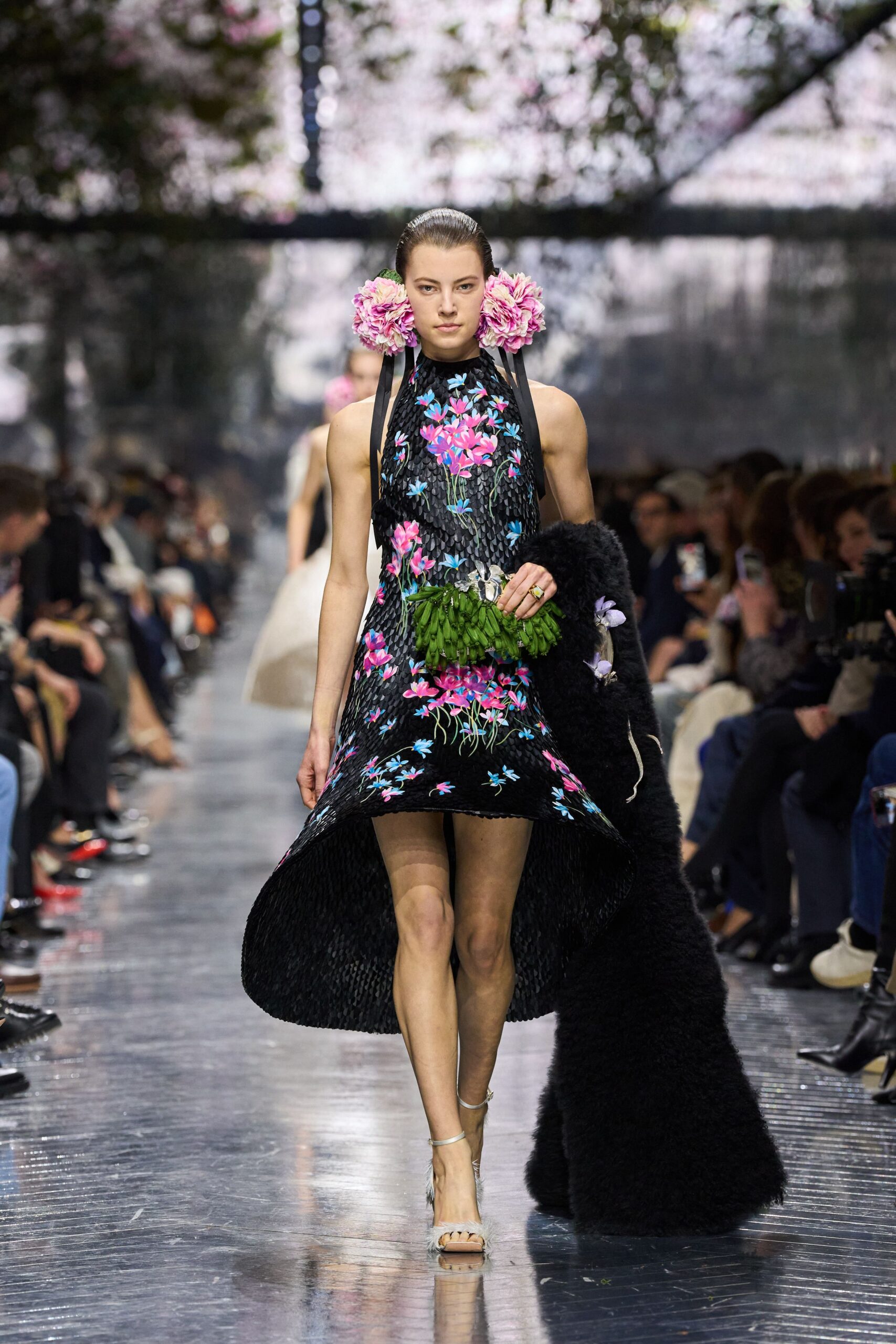 Dior Haute Couture SS26: Ο Jonathan Anderson ξαναγράφει τους κανόνες της υψηλής ραπτικής-8