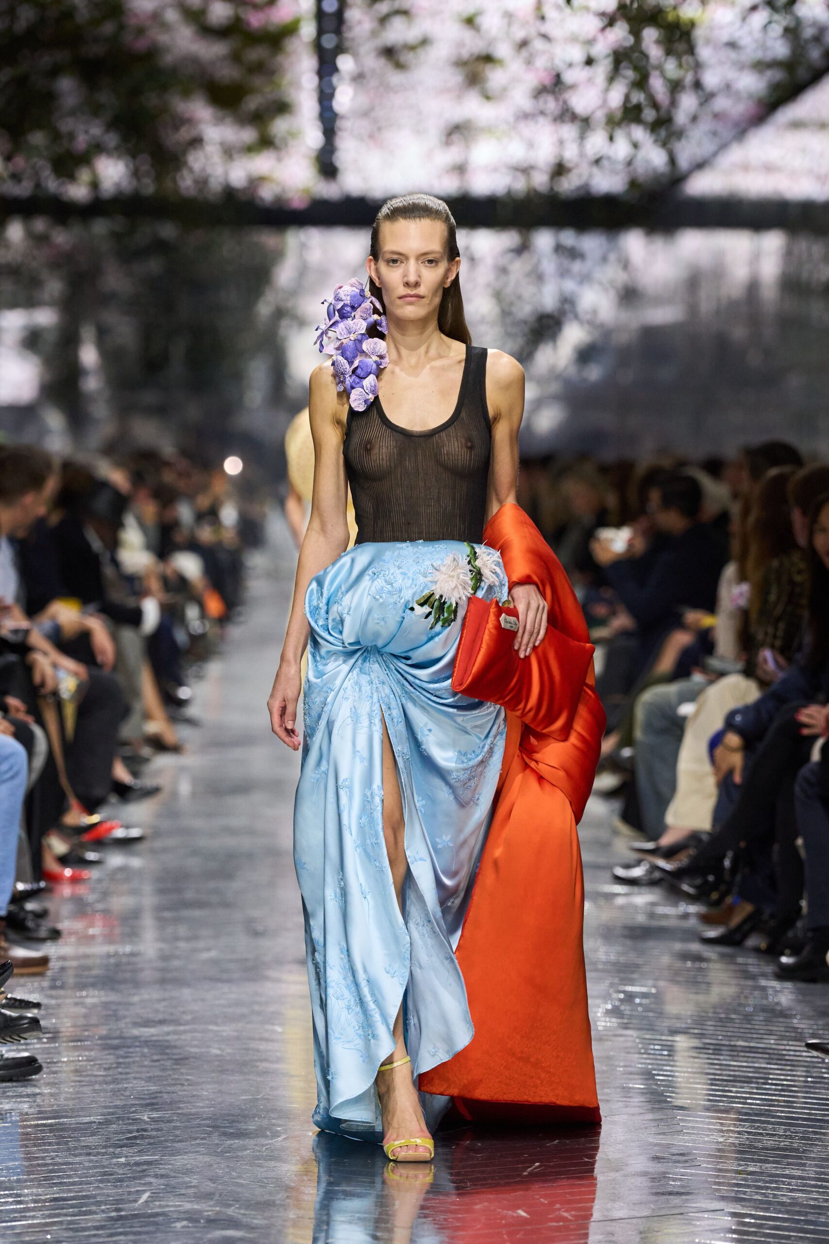 Dior Haute Couture SS26: Ο Jonathan Anderson ξαναγράφει τους κανόνες της υψηλής ραπτικής-4