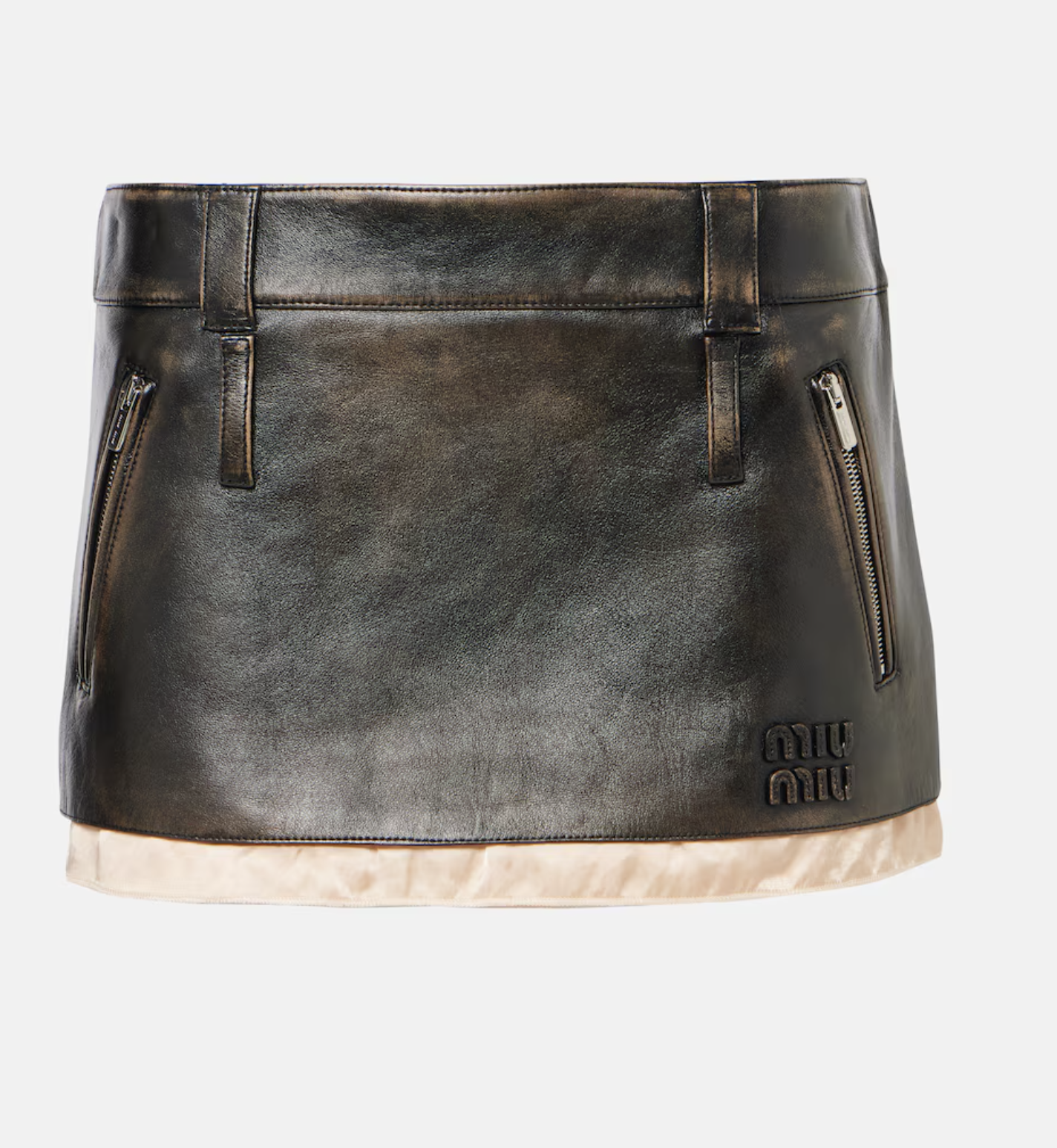 Distressed leather: Το παλαιωμένο δέρμα είναι η τάση της άνοιξης-2