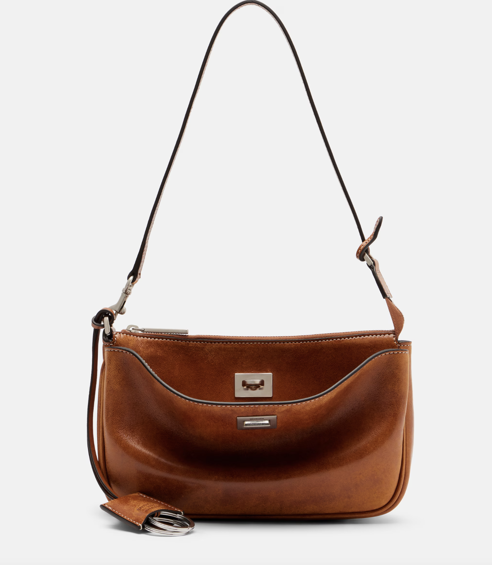 Distressed leather: Το παλαιωμένο δέρμα είναι η τάση της άνοιξης-6