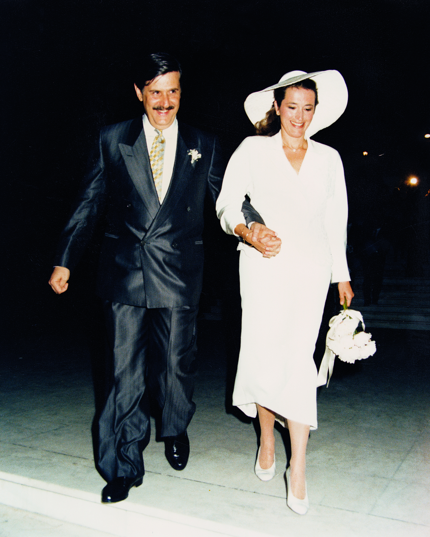 “Ένα Ρουμπίνι στο Μέρος της Καρδιάς”: Τα 60 χρόνια του Κώστα Καίσαρη στο κόσμημα σε μια πολυτελή έκδοση-4