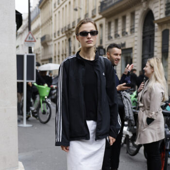 glove-shoes-η-άνετη-τάση-στην-οποία-θα-είναι-αδύν-389875