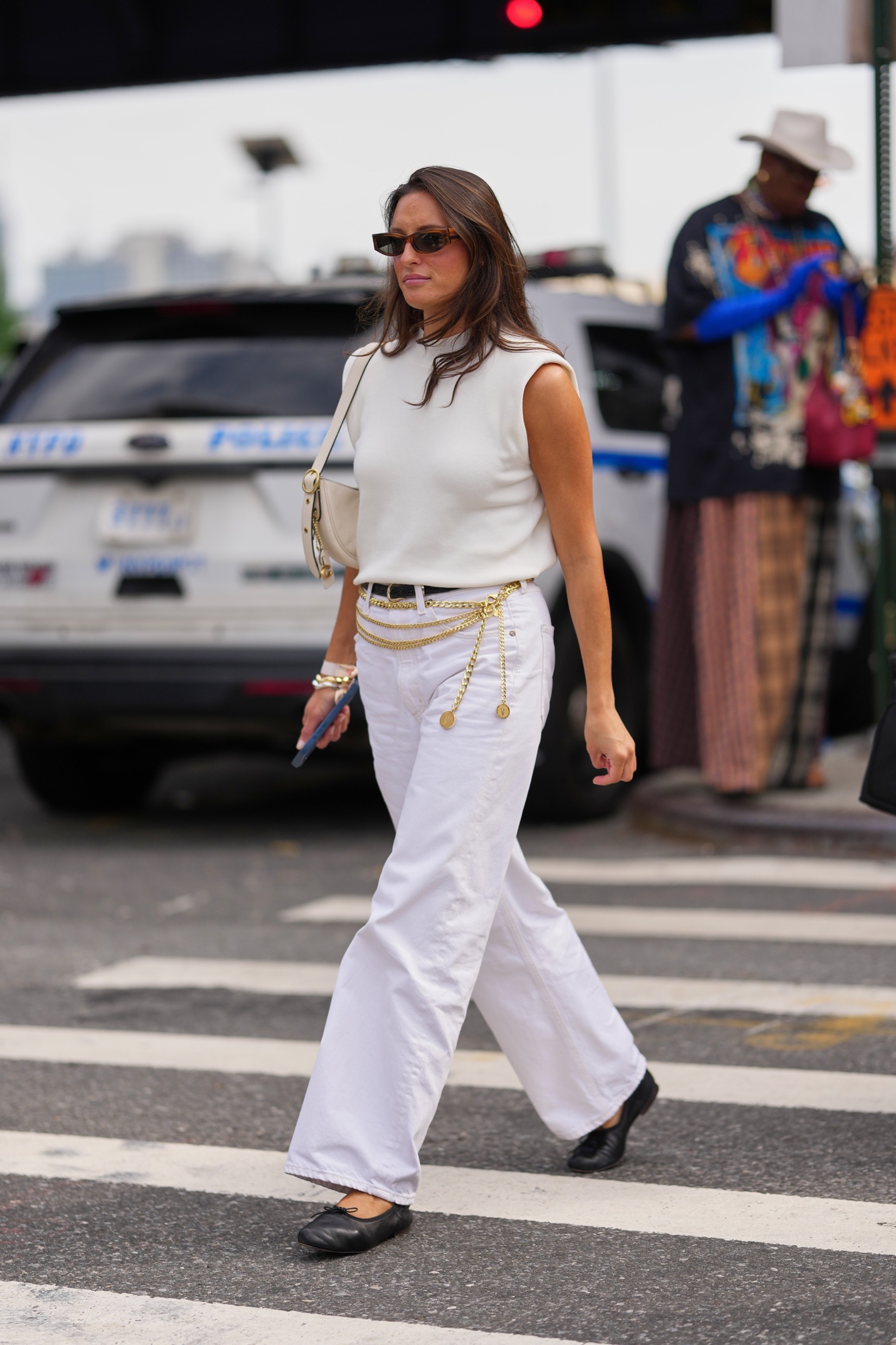 Denim trends: Τα χρώματα που πρέπει να έχετε εκτός από το μπλε-4