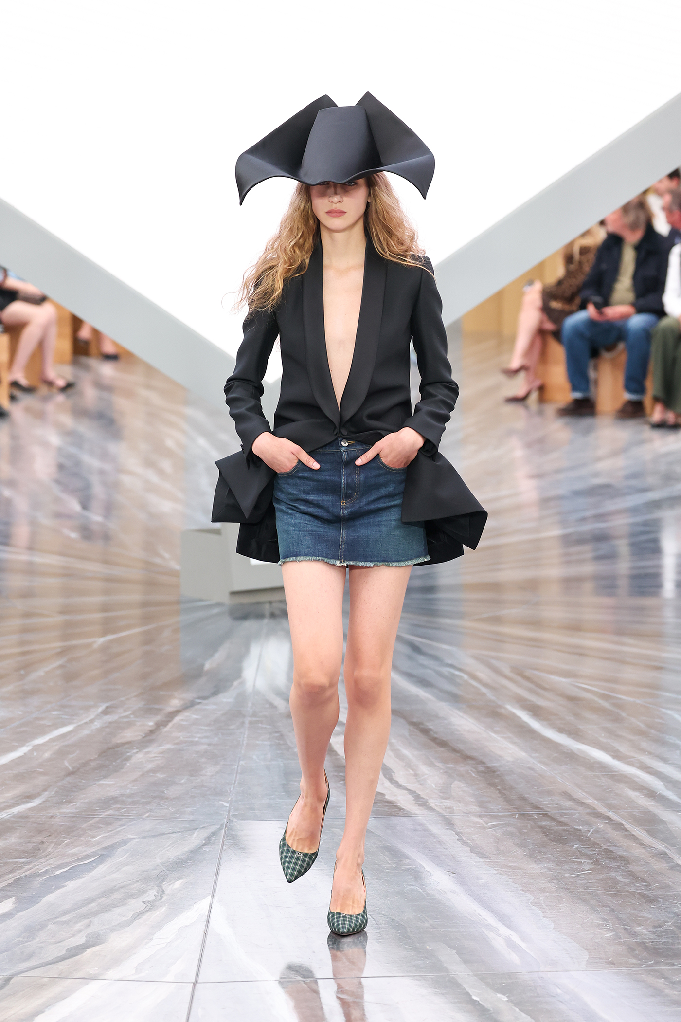 Η Vogue αποκωδικοποιεί τις 9 τάσεις-κλειδιά της άνοιξης 2026-6