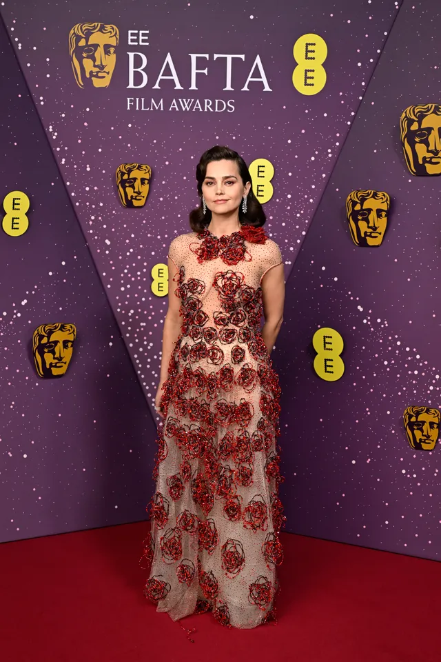 BAFTA 2026: Όλες οι εμφανίσεις στο κόκκινο χαλί-30