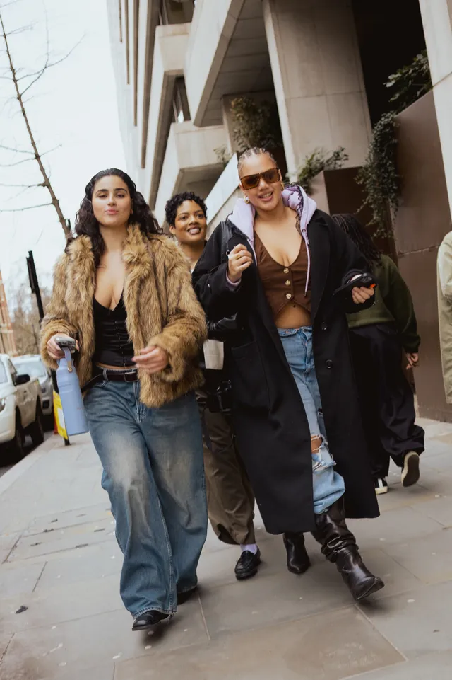 Τι φορούν τώρα στο Λονδίνο;-45