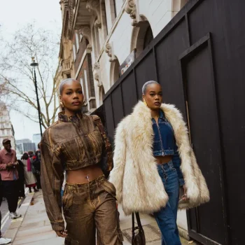 τι-φορούν-τώρα-στο-λονδίνο-392469