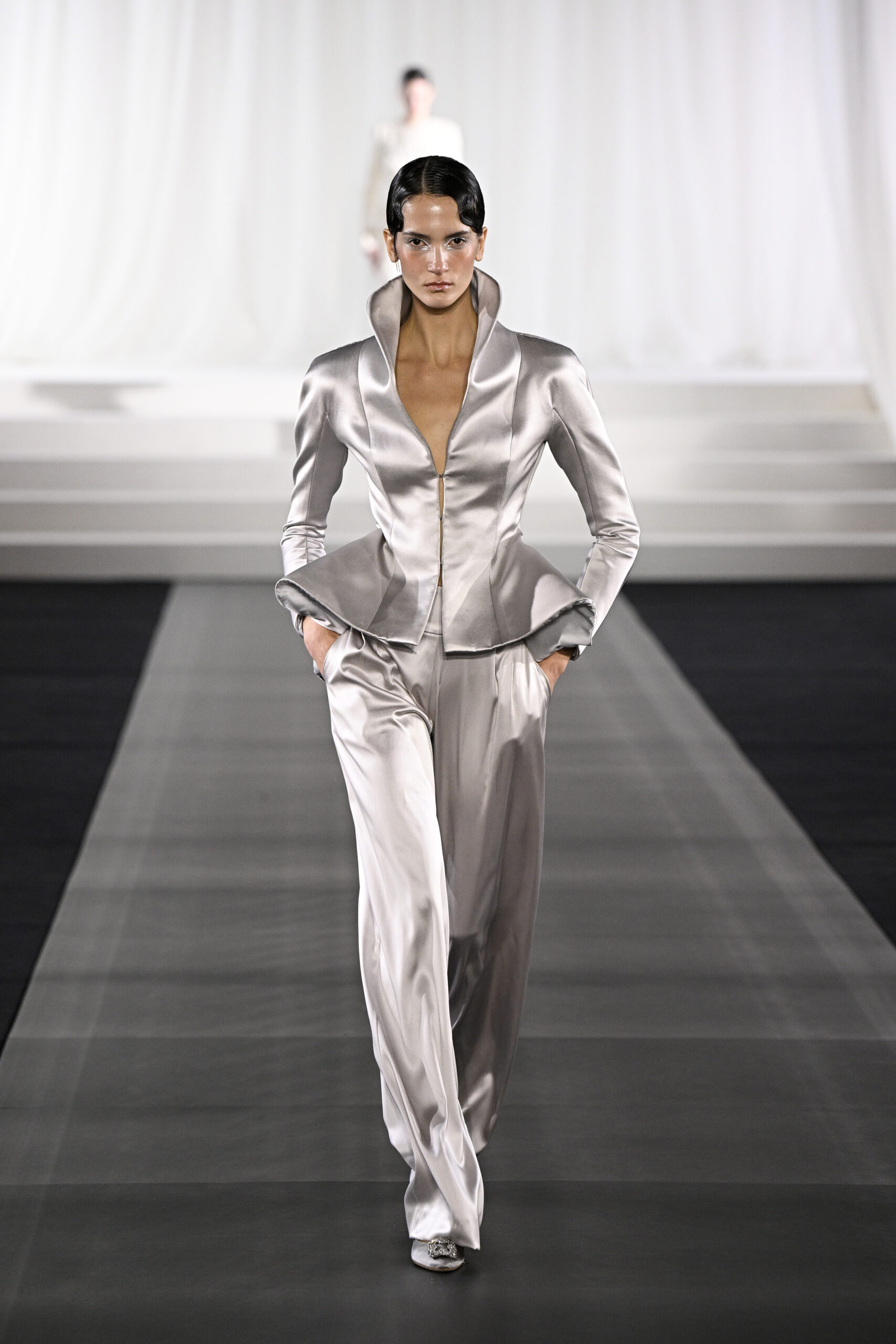 Η Celia Kritharioti στο κλαμπ της haute couture-14