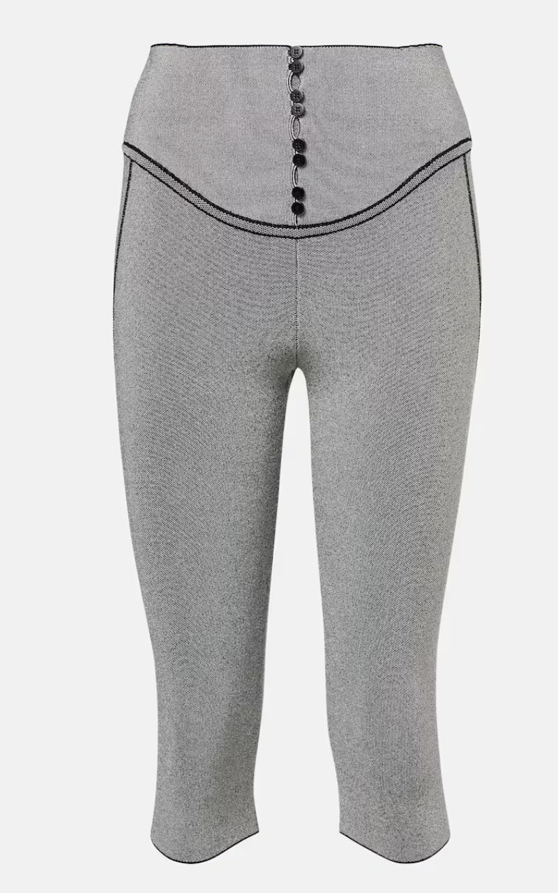 Capri παντελόνια: Είναι ξανά τάση το 2026, αρκεί να ακολουθήσετε αυτούς τους συνδυασμούς-3