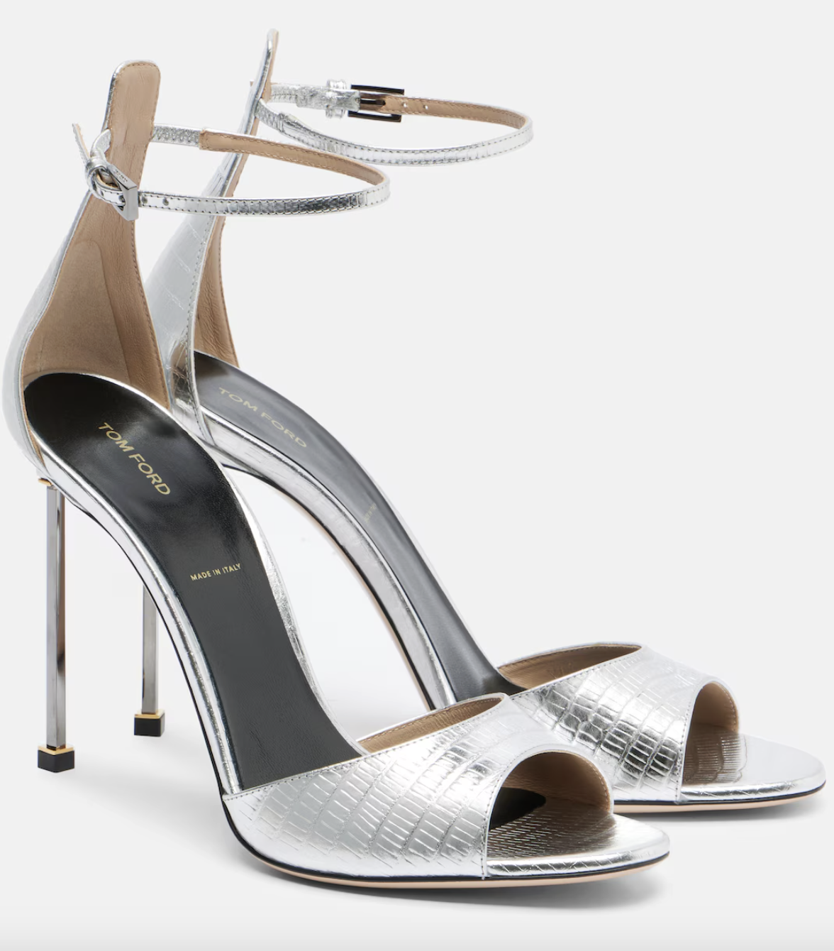 Τα παπούτσια των ’00s που επέστρεψαν την άνοιξη 2026 για να μείνουν-2