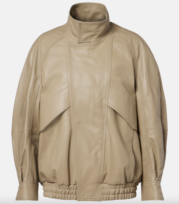 Το δερμάτινο τζάκετ της σεζόν είναι σίγουρα oversized-4