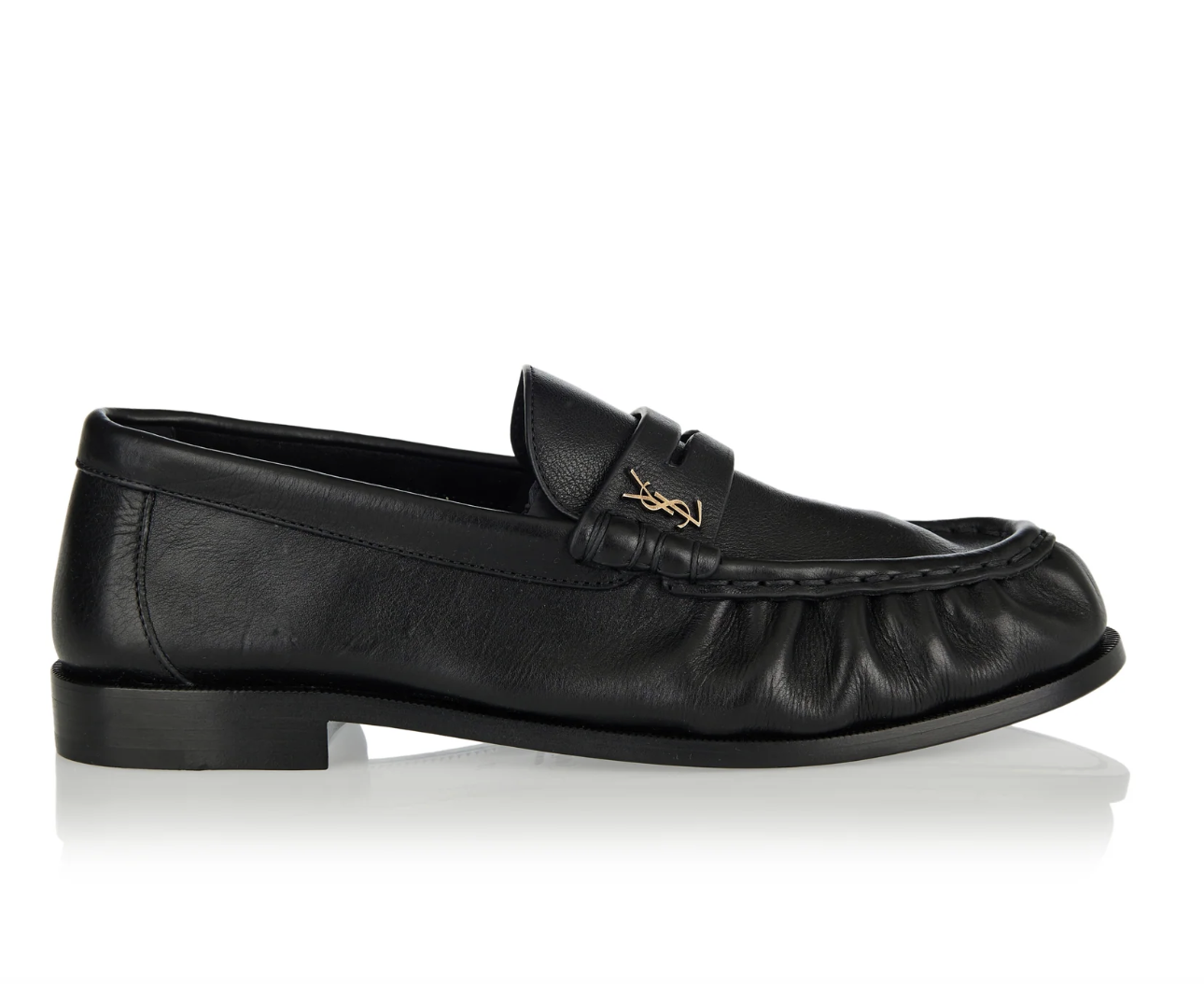 Τα loafers της Carolyn Bessette-Kennedy είναι το must-have και το 2026-1