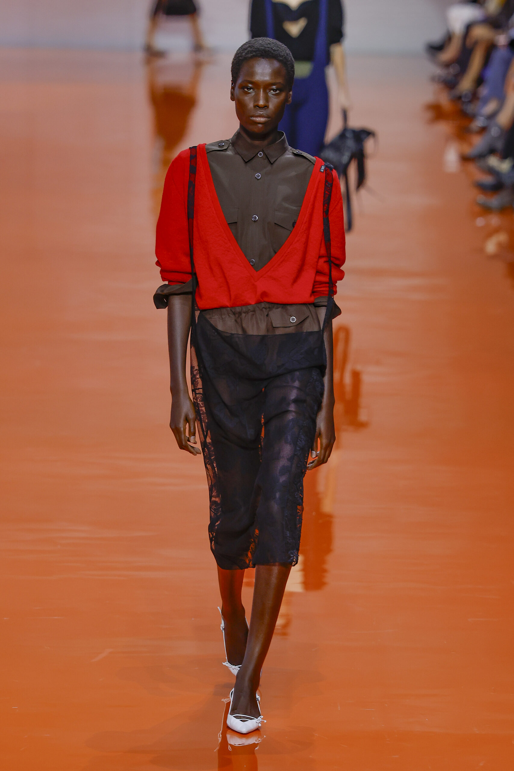 Κόκκινο και γκρι: Πώς να το συνδυάσετε την άνοιξη-6