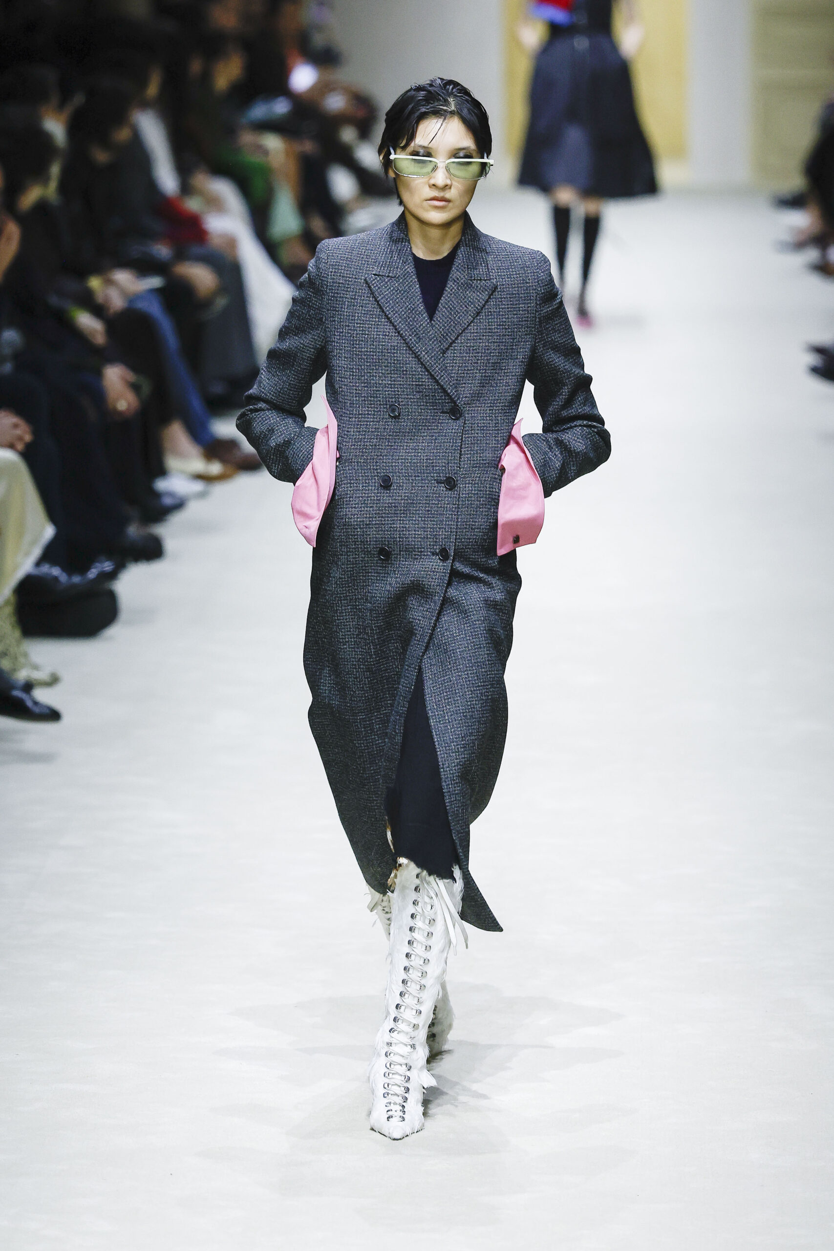 6 key takeaways από την επίδειξη μόδας της Prada για το Φθινόπωρο/Χειμώνας 2026-2027-1