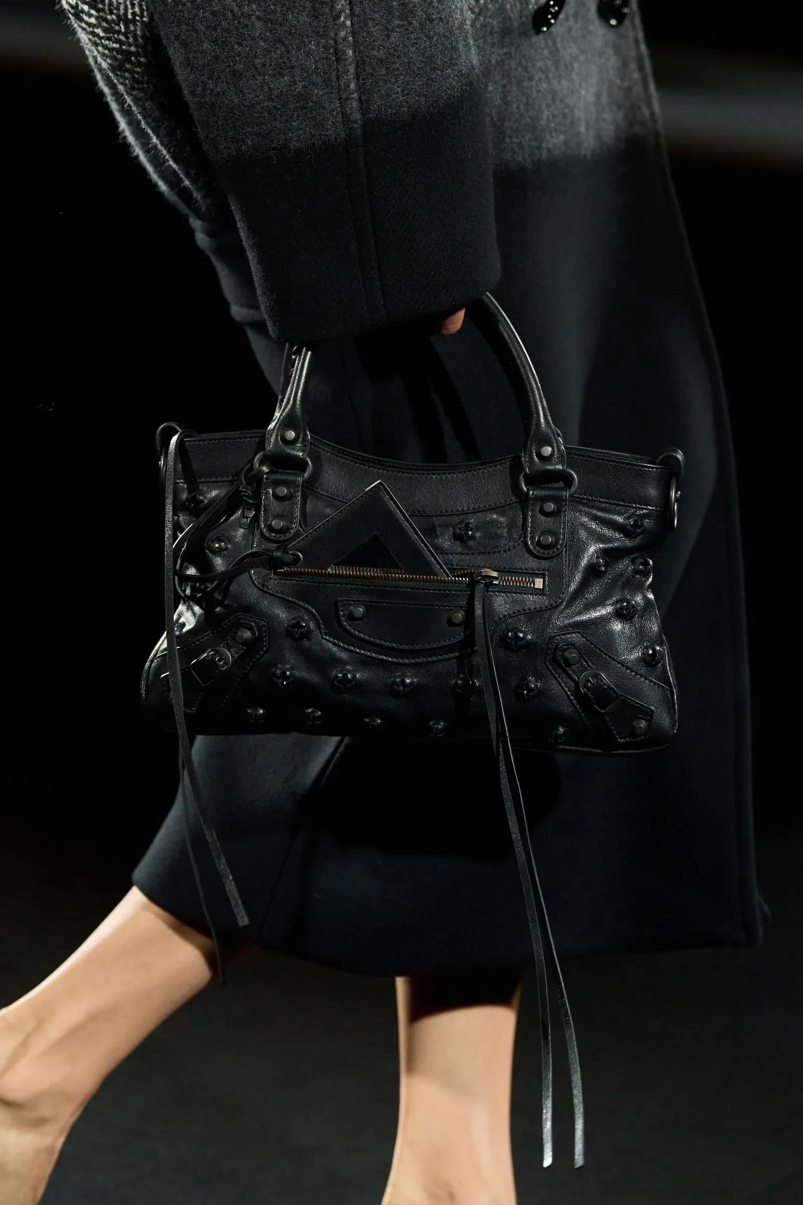 Balenciaga City Bag: Οι νέες εκδοχές του Pierpaolo Piccioli-2