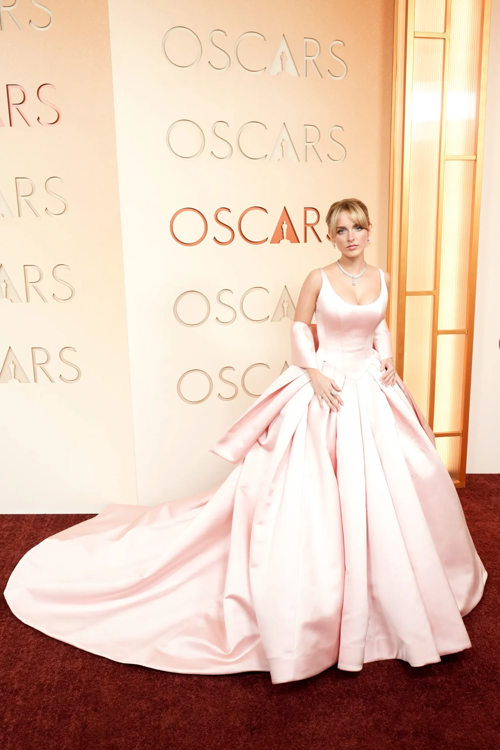 Στα Oscars 2026, τα παστέλ της άνοιξης κυριάρχησαν στο κόκκινο χαλί-1