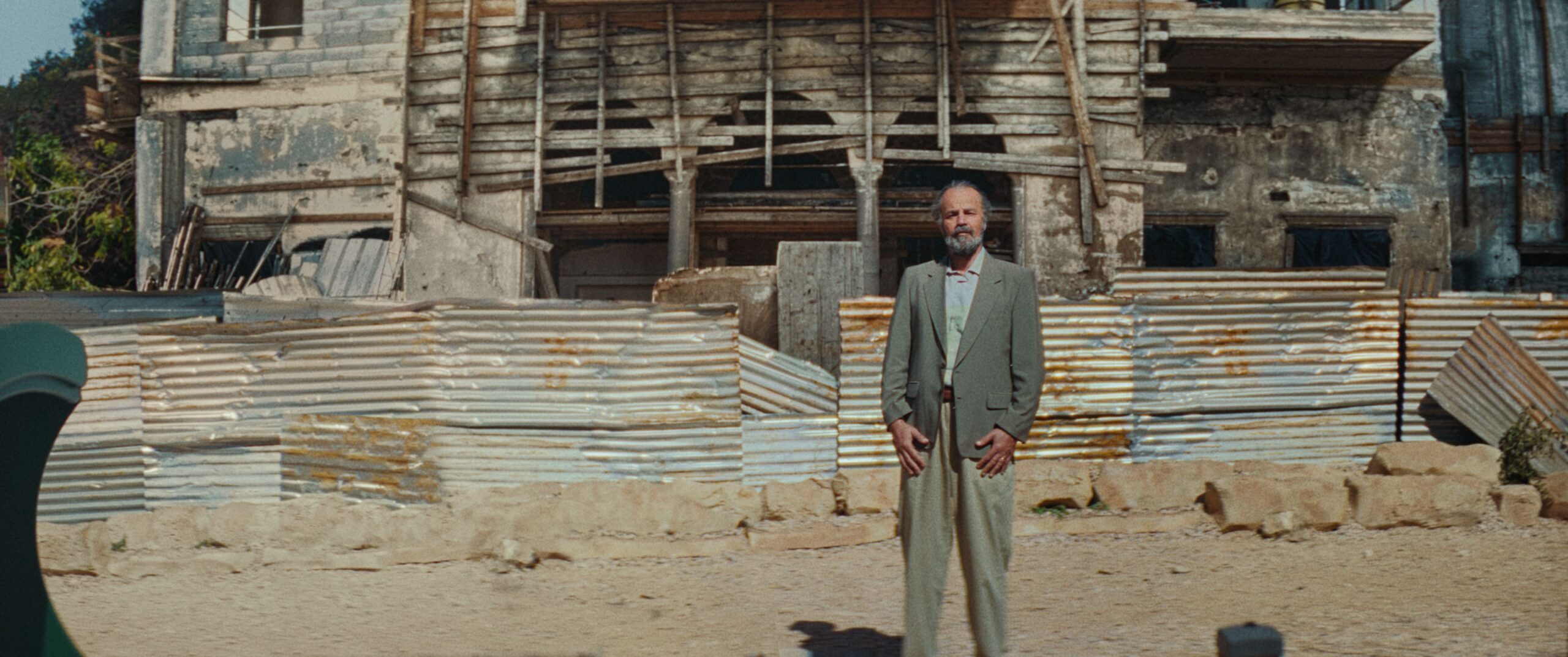 Cherien Dabis: «Είναι μια πράξη αντίστασης να παραμένεις ζωντανός και γεμάτος χιούμορ»-5