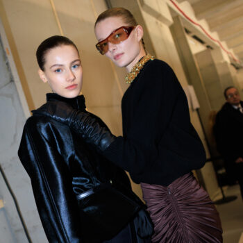 το-ντεμπούτο-του-antonin-tron-στον-οίκο-balmain-είναι-έ-394087