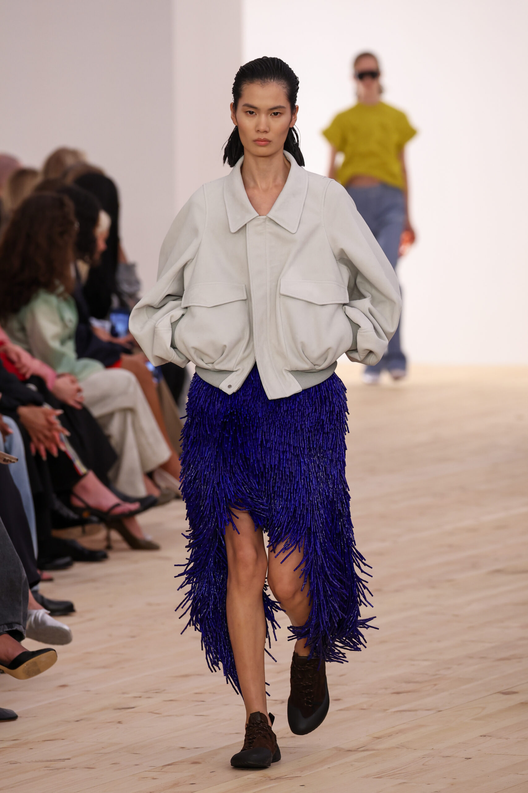 Μίντι, low-rise ή διάφανη: Οι 6 τάσεις-κλειδιά στις φούστες μέσα από τον οδηγό της Vogue-1